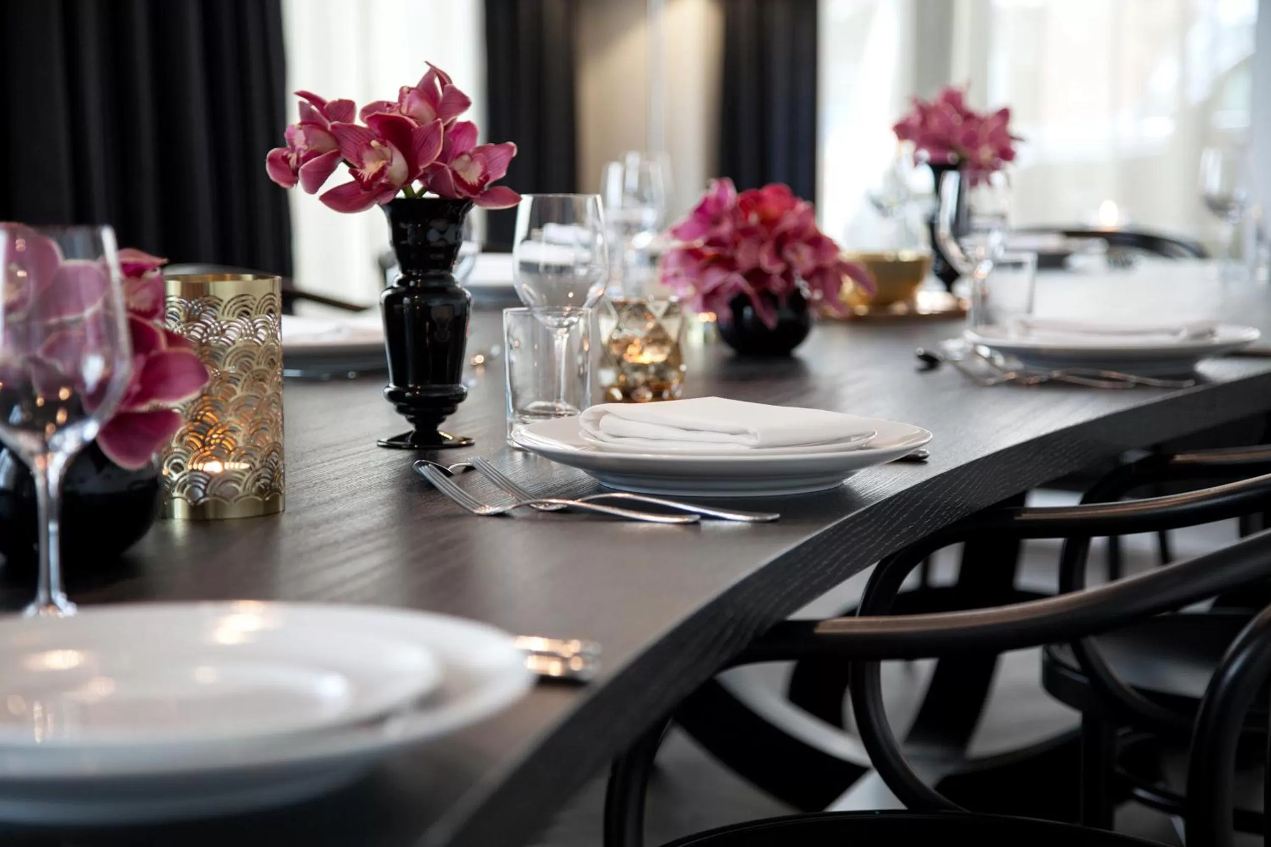 Restaurant/places to eat in Hotel AMANO Grand Central