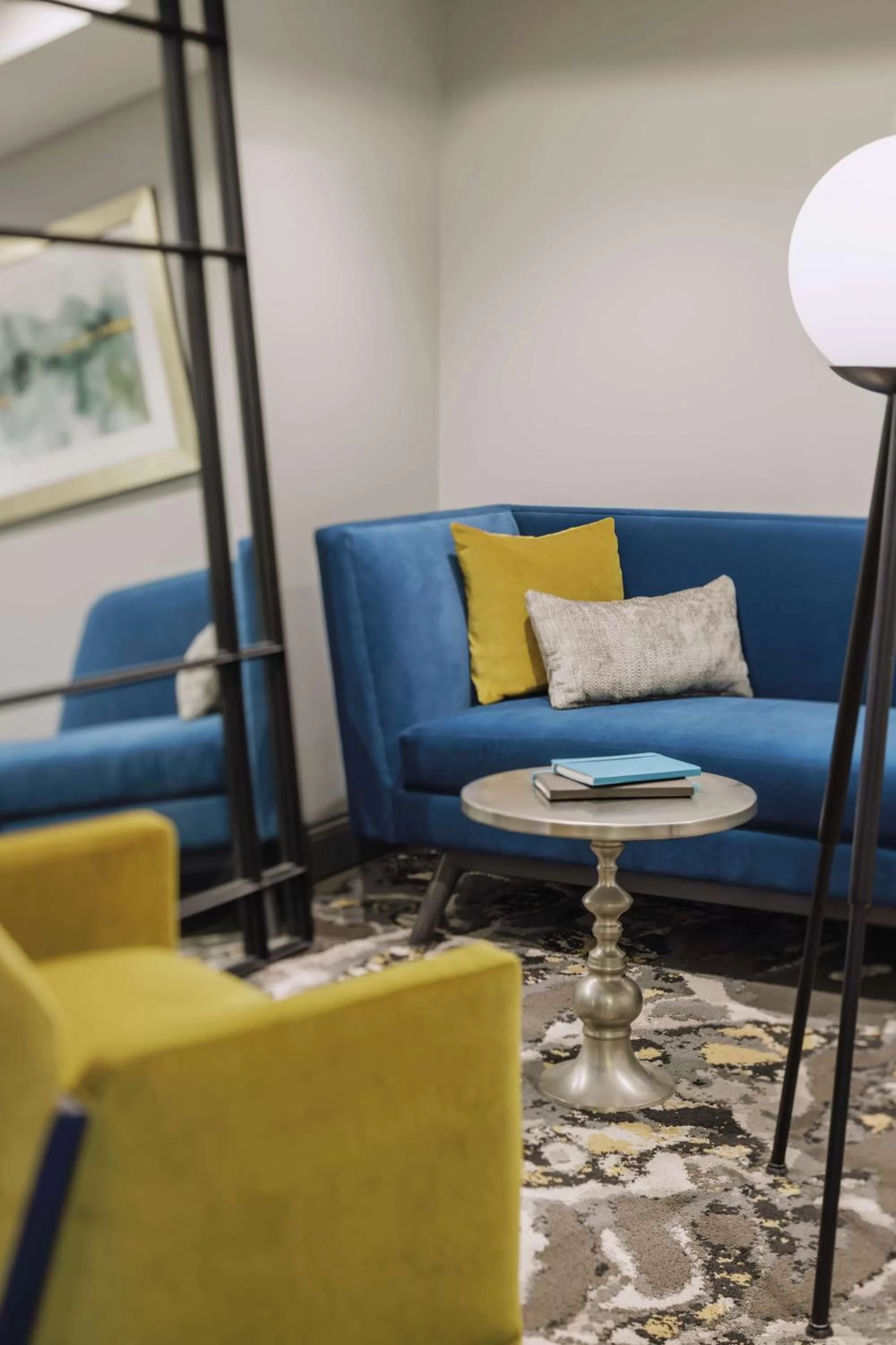 Lobby or reception in Hotel Trilogy Albany Airport, Tapestry Collection by Hilton