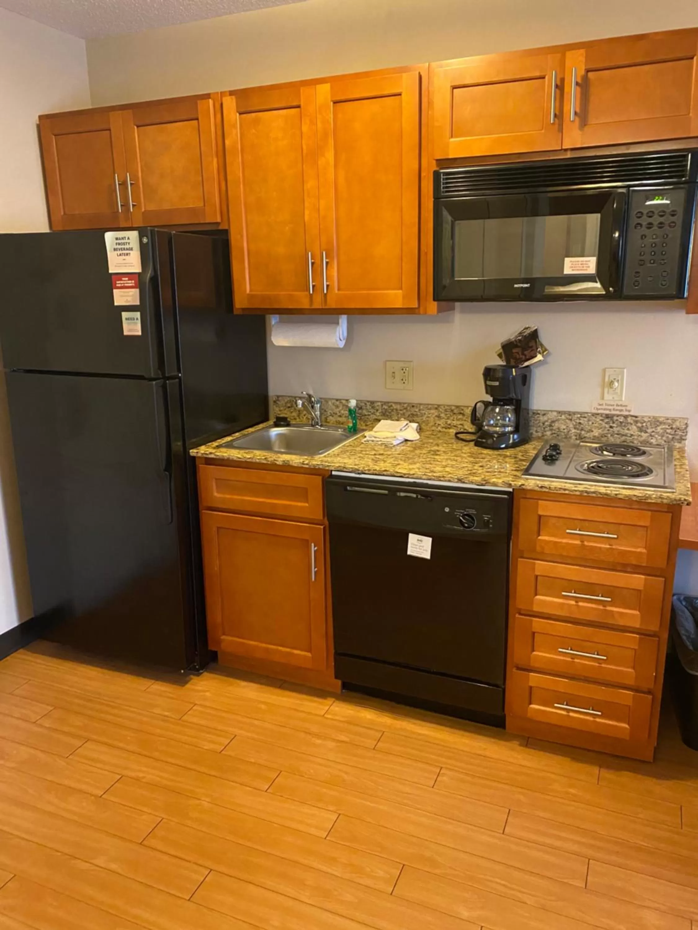 kitchen in Candlewood Williamsport by IHG