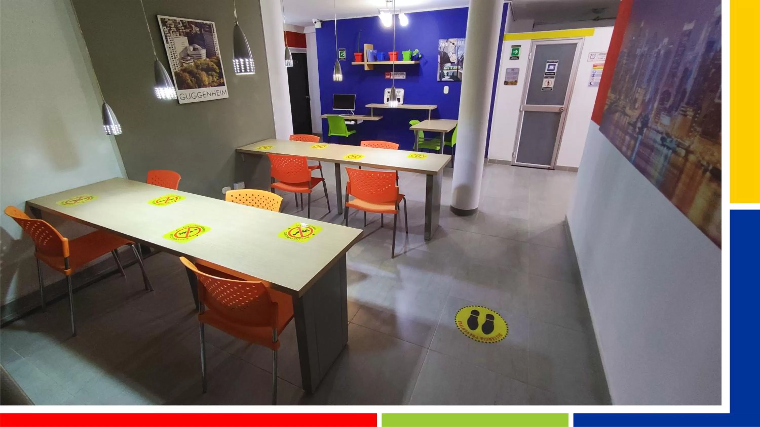 Dining area in HOTEL COLOURS Cali