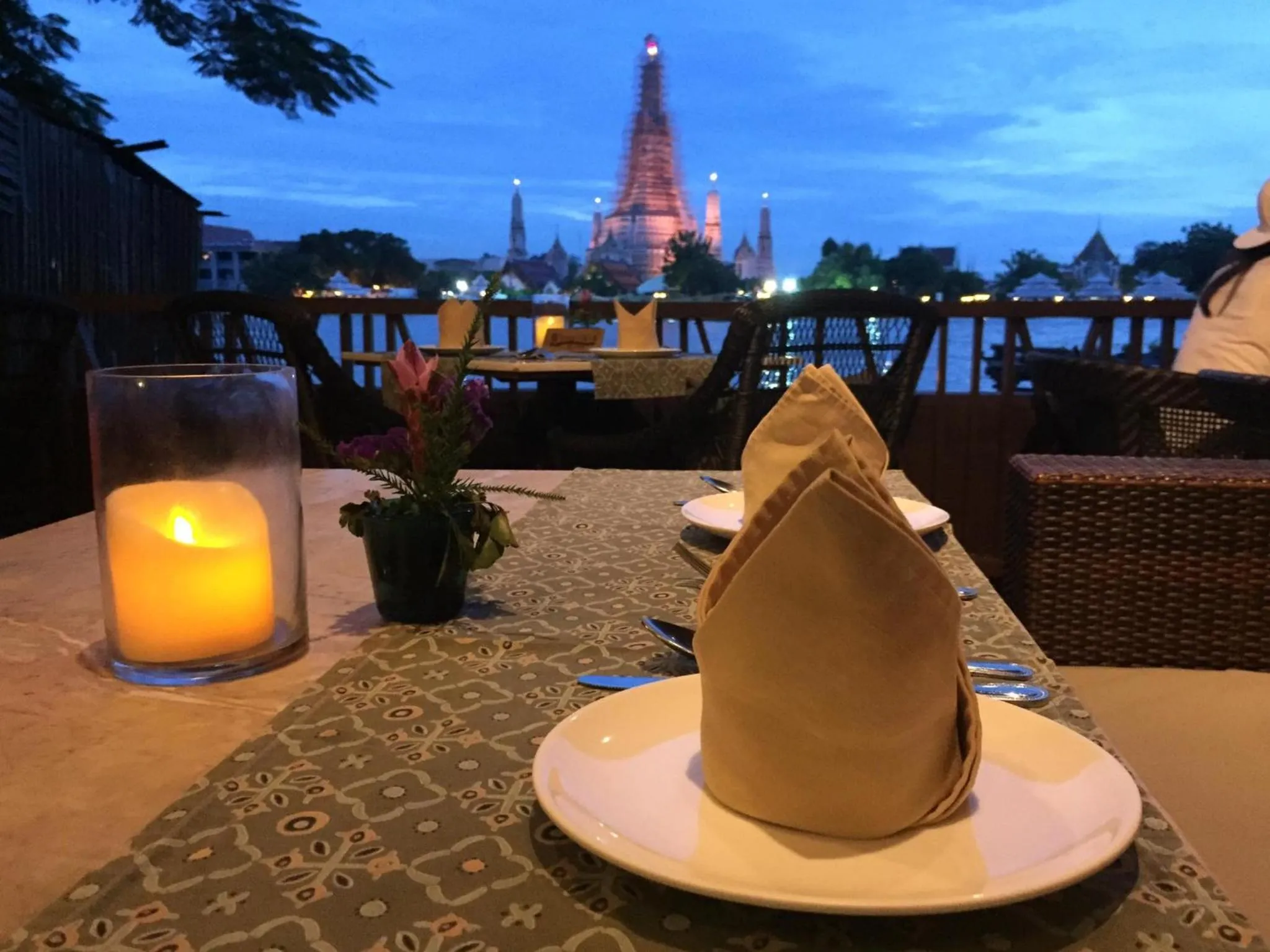 Restaurant/places to eat in Sala Arun