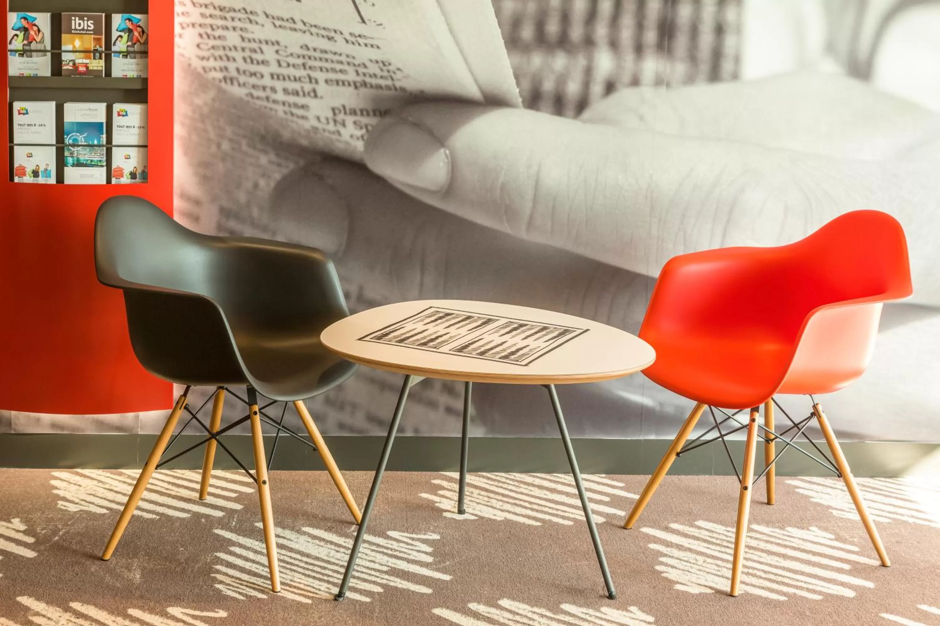 Lobby or reception in ibis Lorient Centre Gare