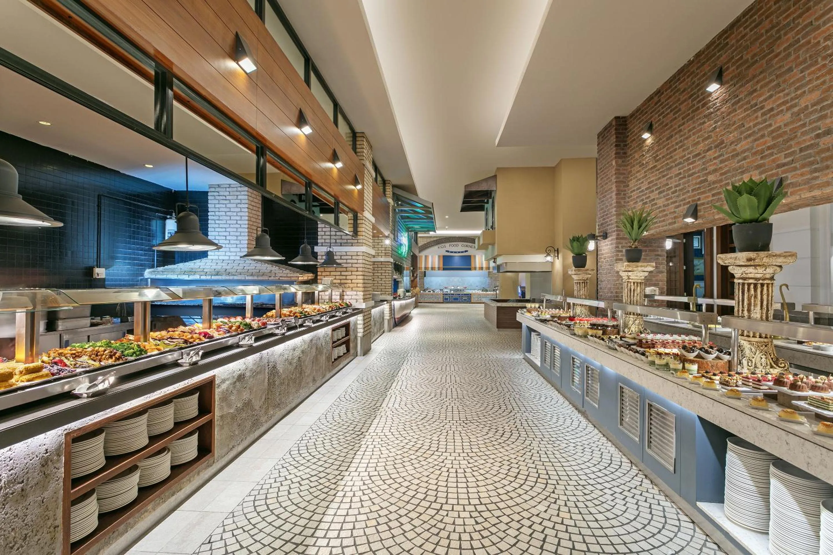 Restaurant/places to eat in Titanic Deluxe Golf Belek