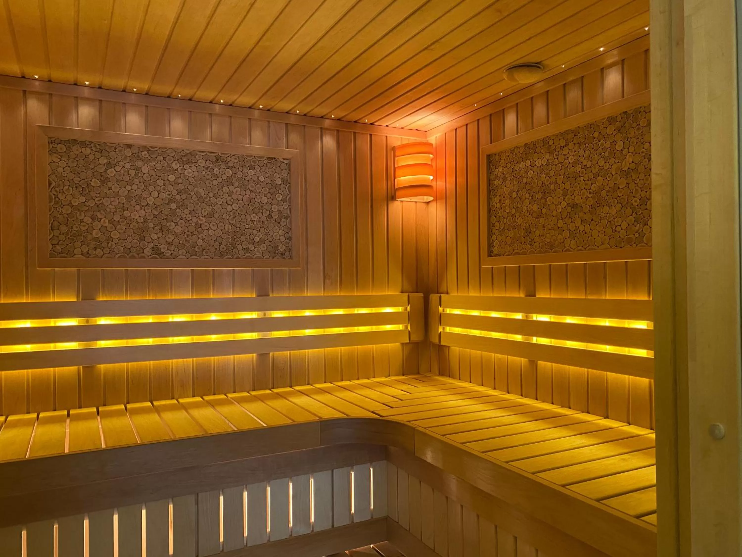 Sauna in Hotel Villa Elsa