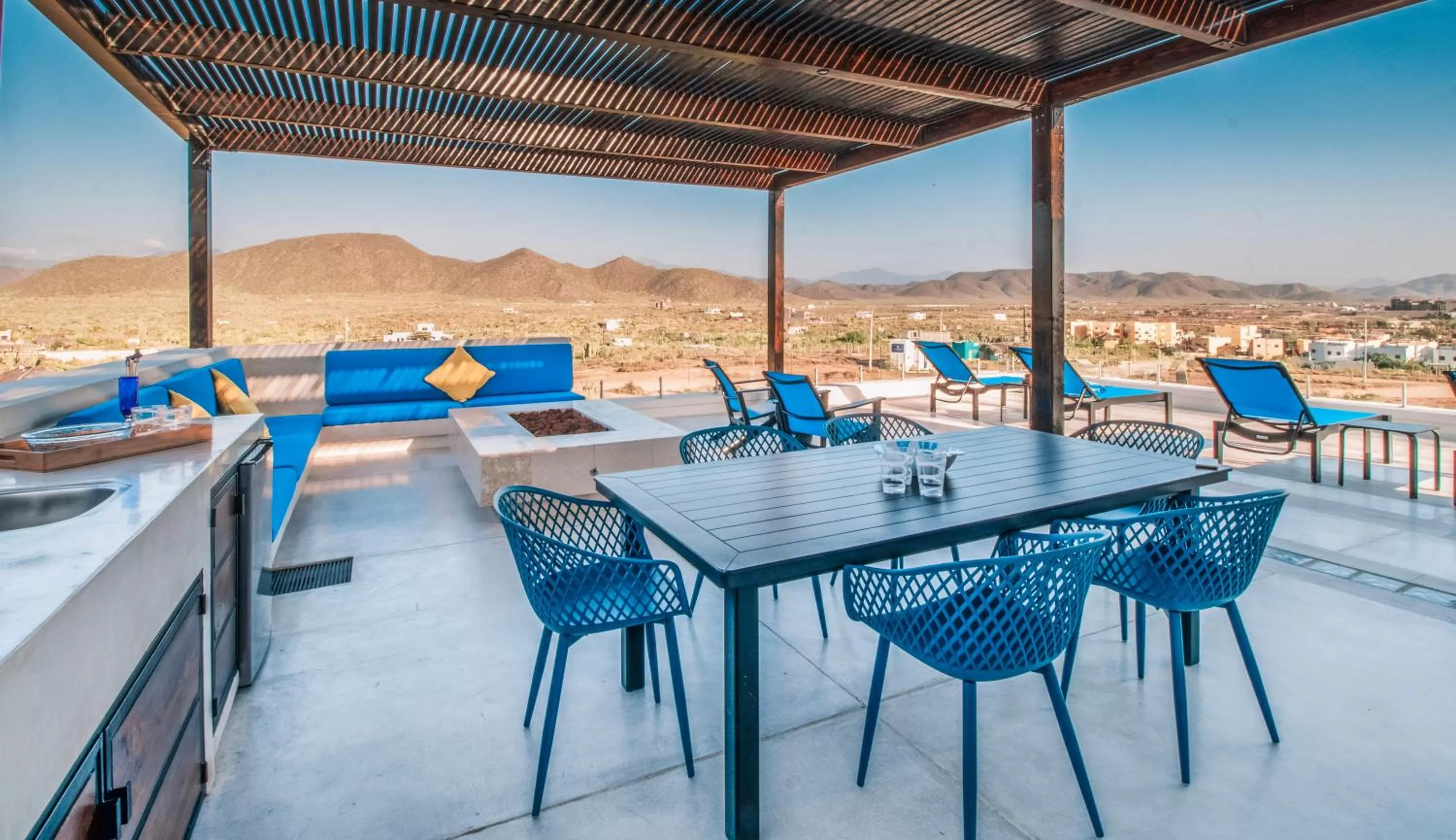 BBQ facilities in Cerritos Surf Residences