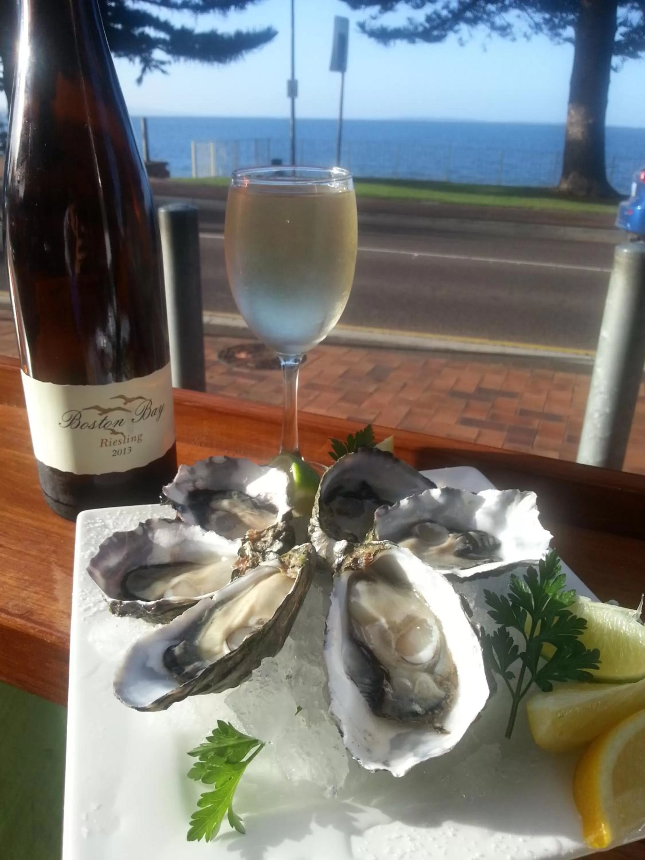 Food and drinks in Pier Hotel Port Lincoln