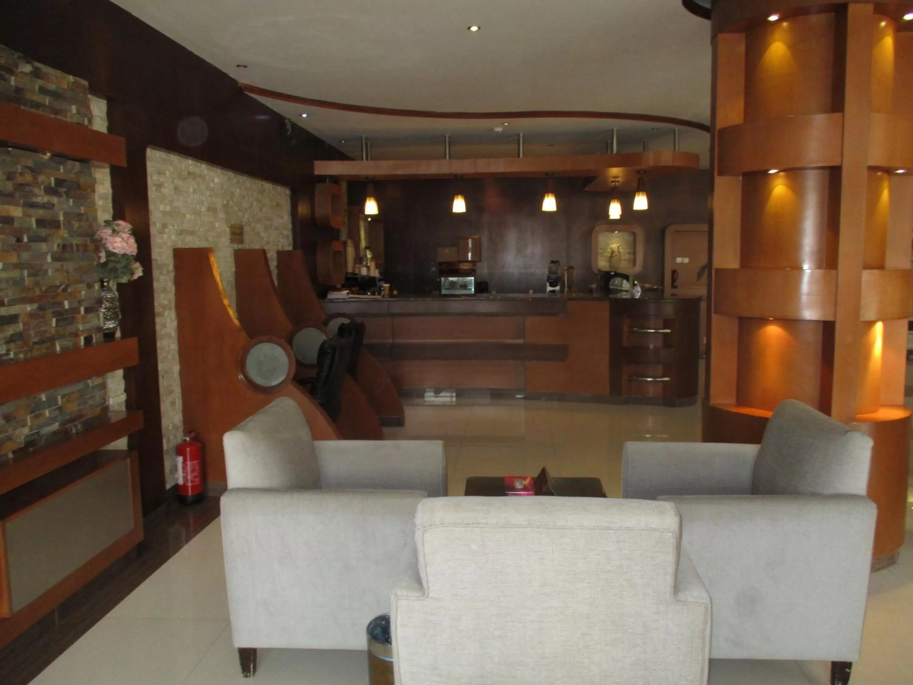 Lobby or reception in Dorar Darea Hotel Apartments - Al Nafl