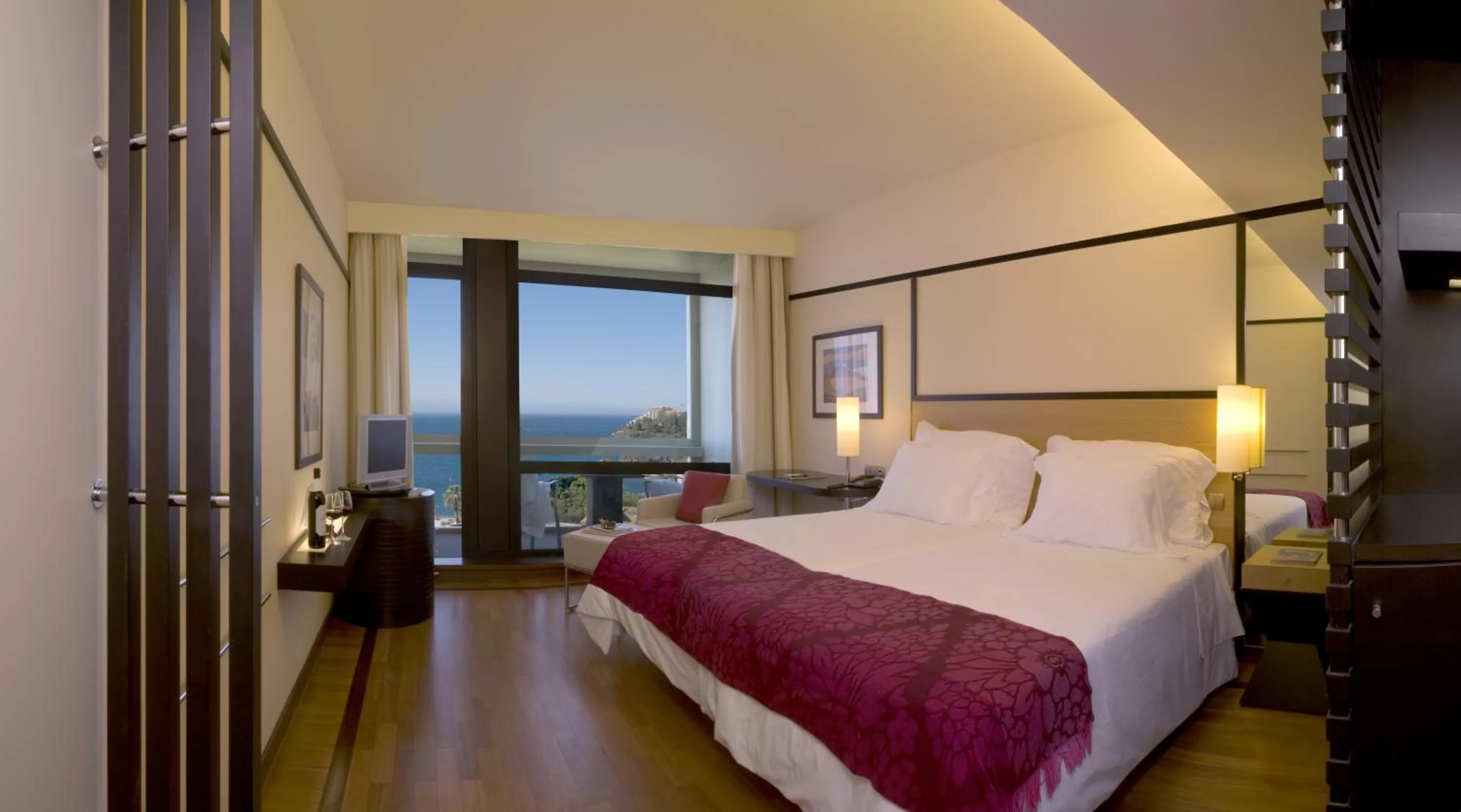 TV and multimedia, Bed in Pestana Casino Park Hotel & Casino