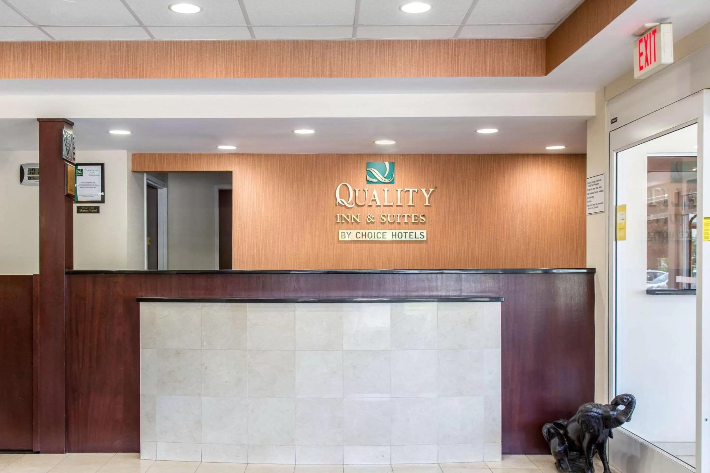 Lobby or reception in Quality Inn & Suites Danbury near University