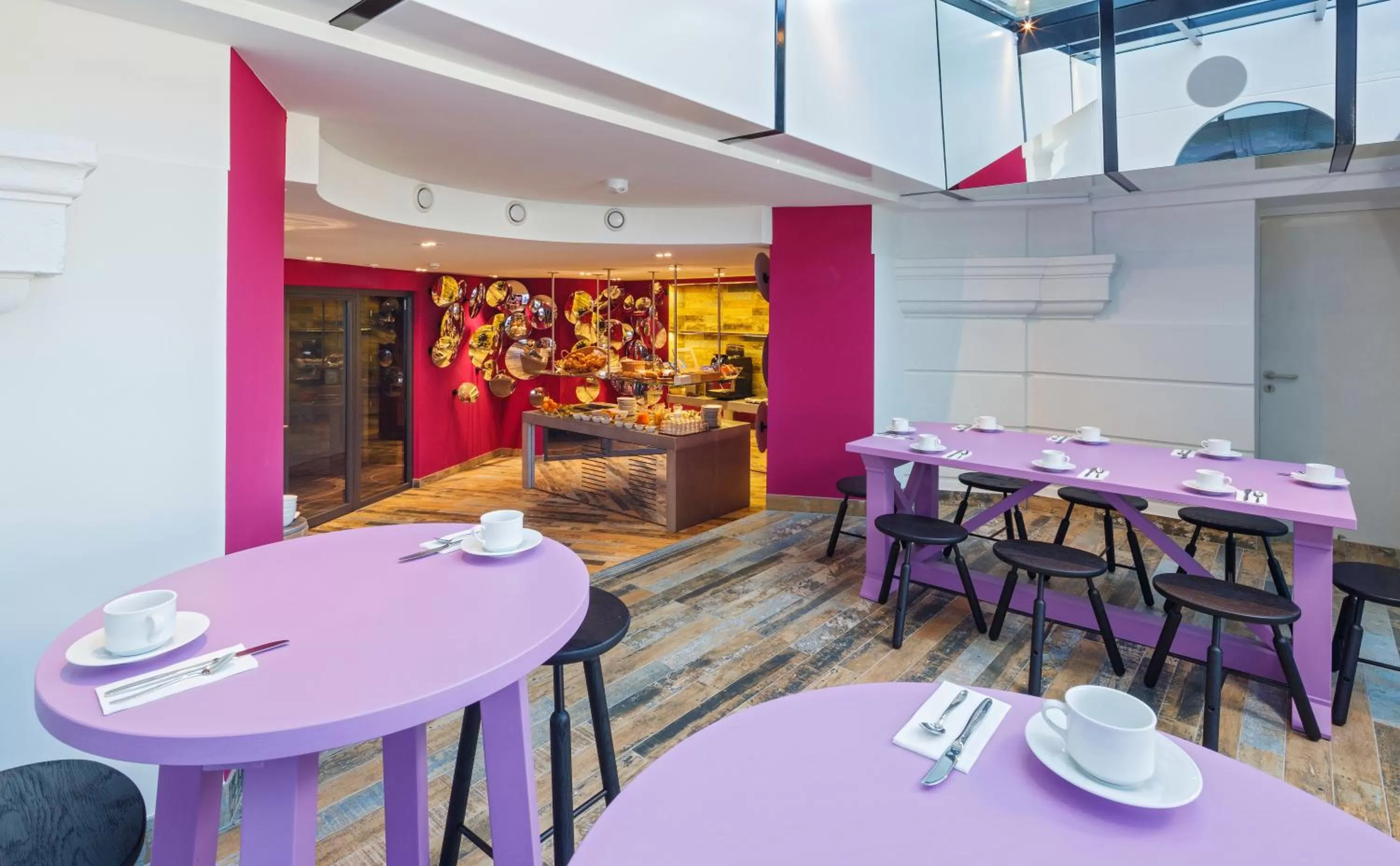 Restaurant/places to eat in Swiss Wine by Fassbind