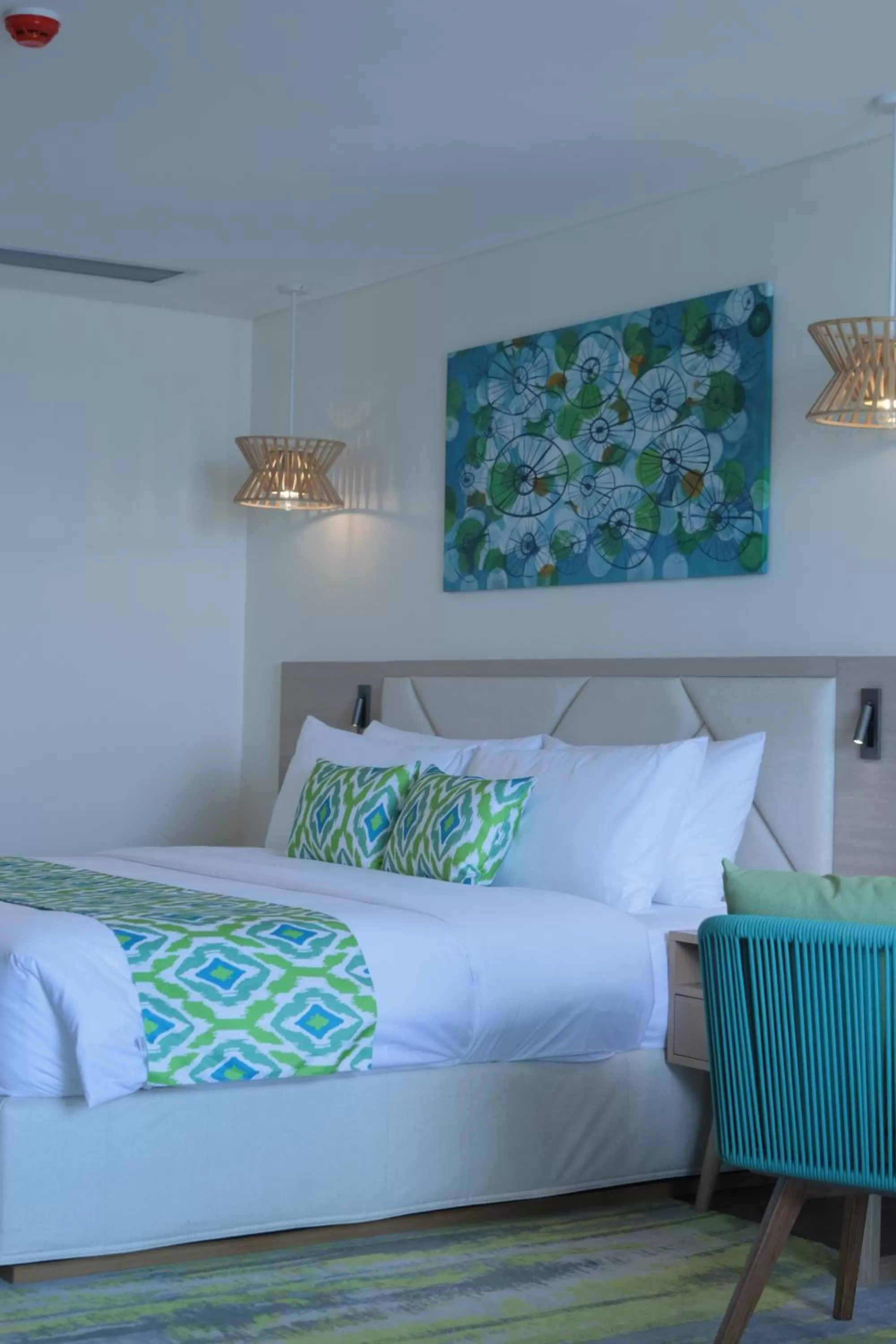 Bed in Lime Resort El Nido
