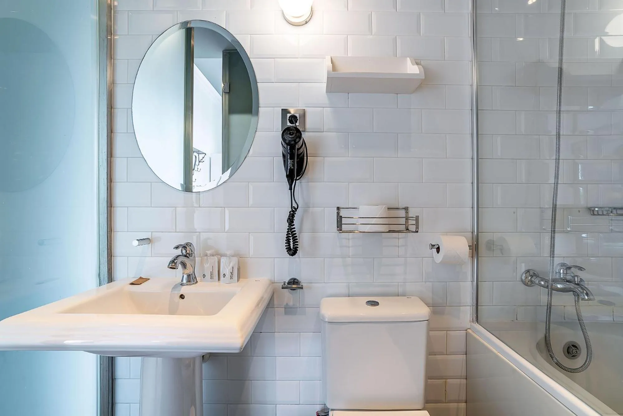 Double Room with City View in Casa Gracia