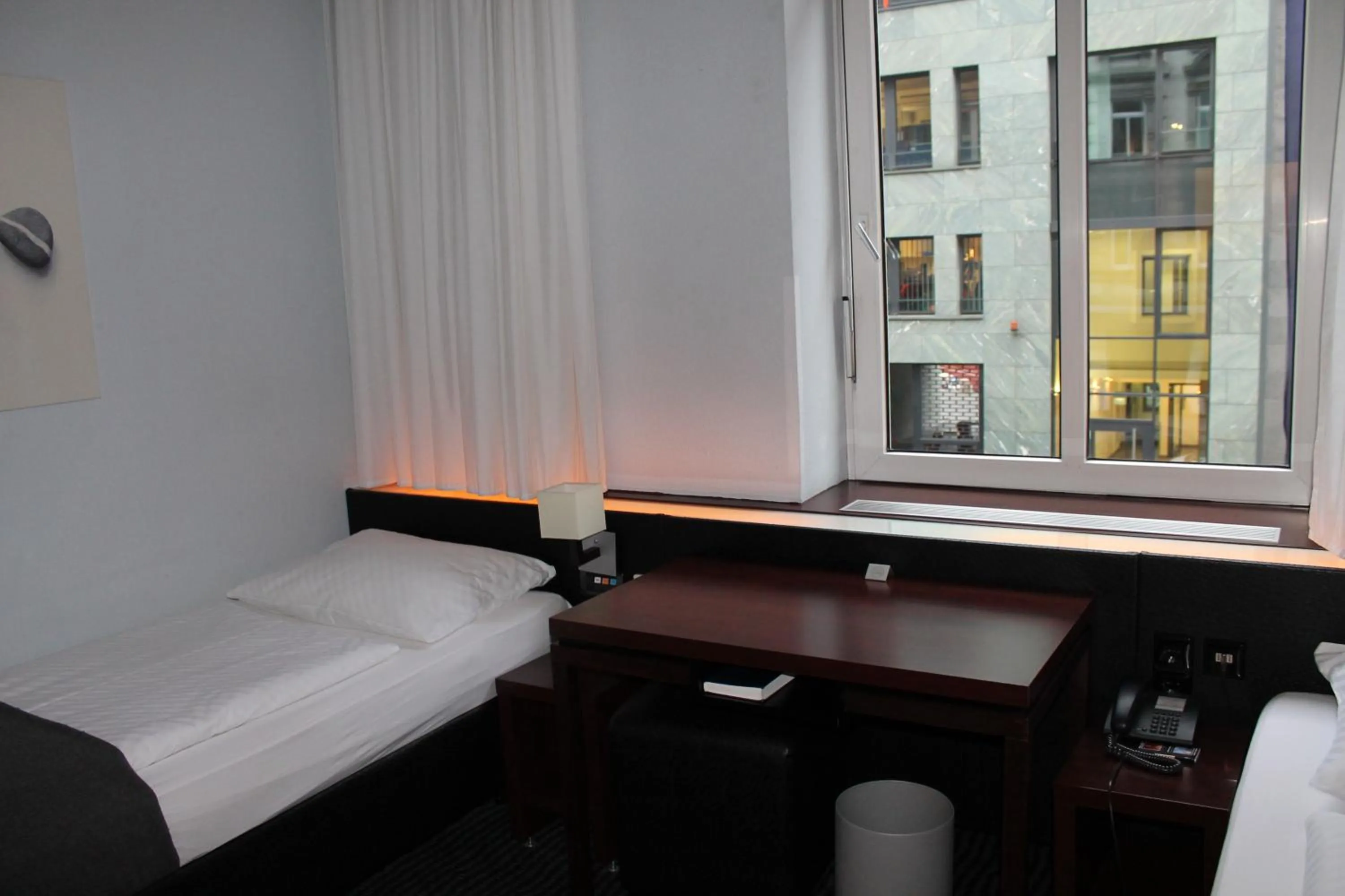 Bed in Hotel Concorde