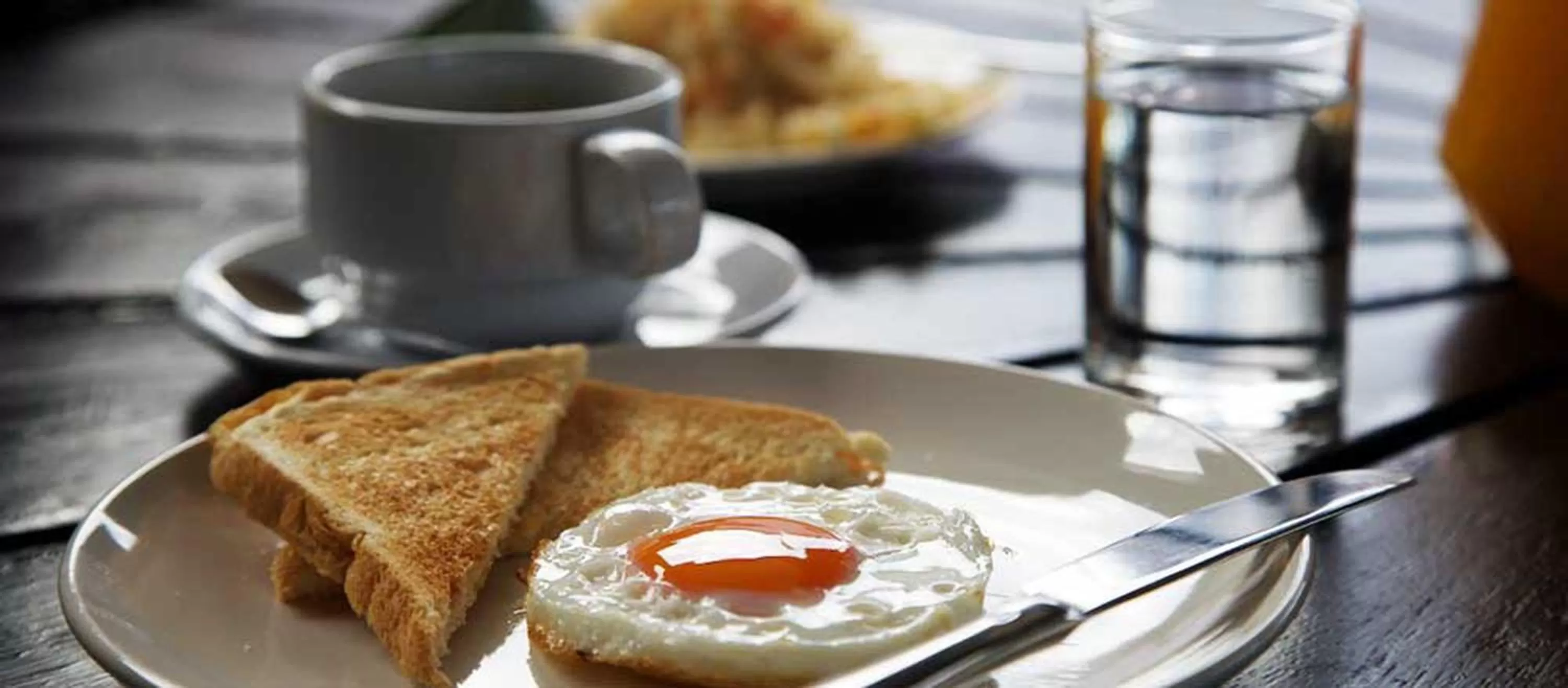 Breakfast in Rakkawan Residence