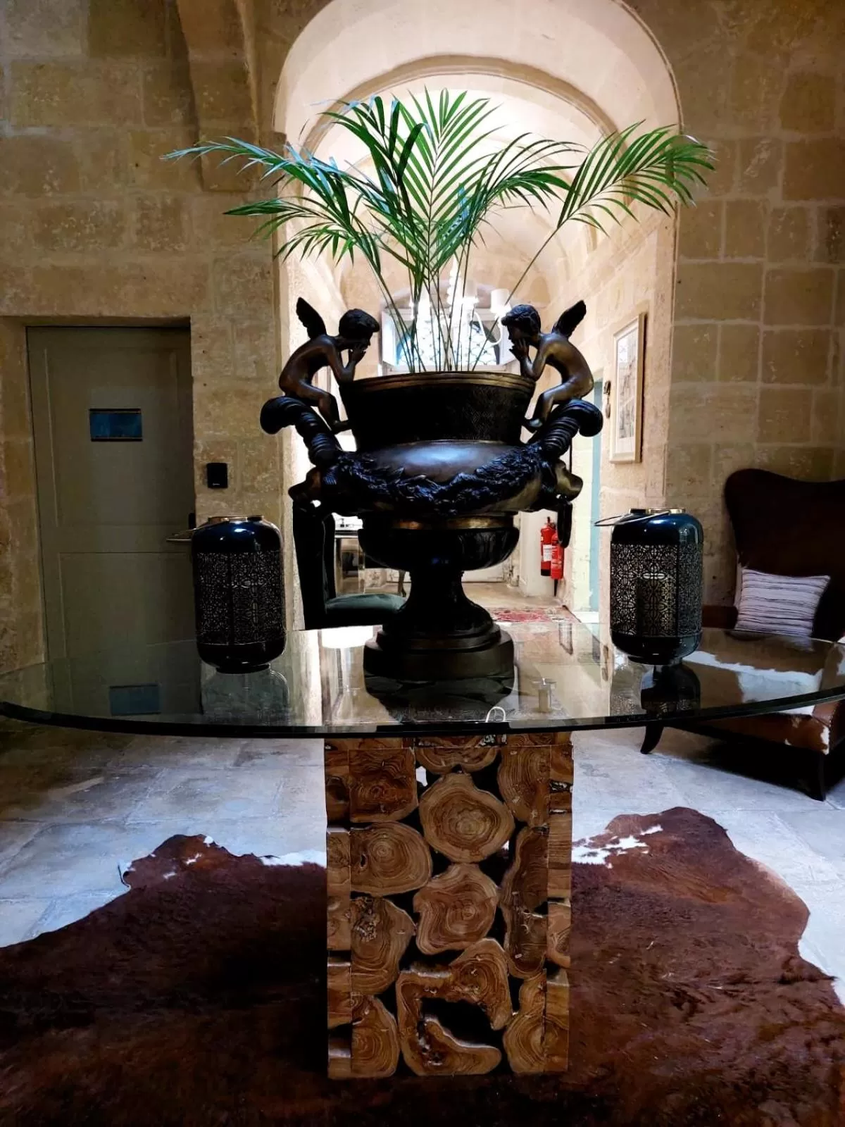 Lobby or reception in Casa Birmula Boutique Hotel