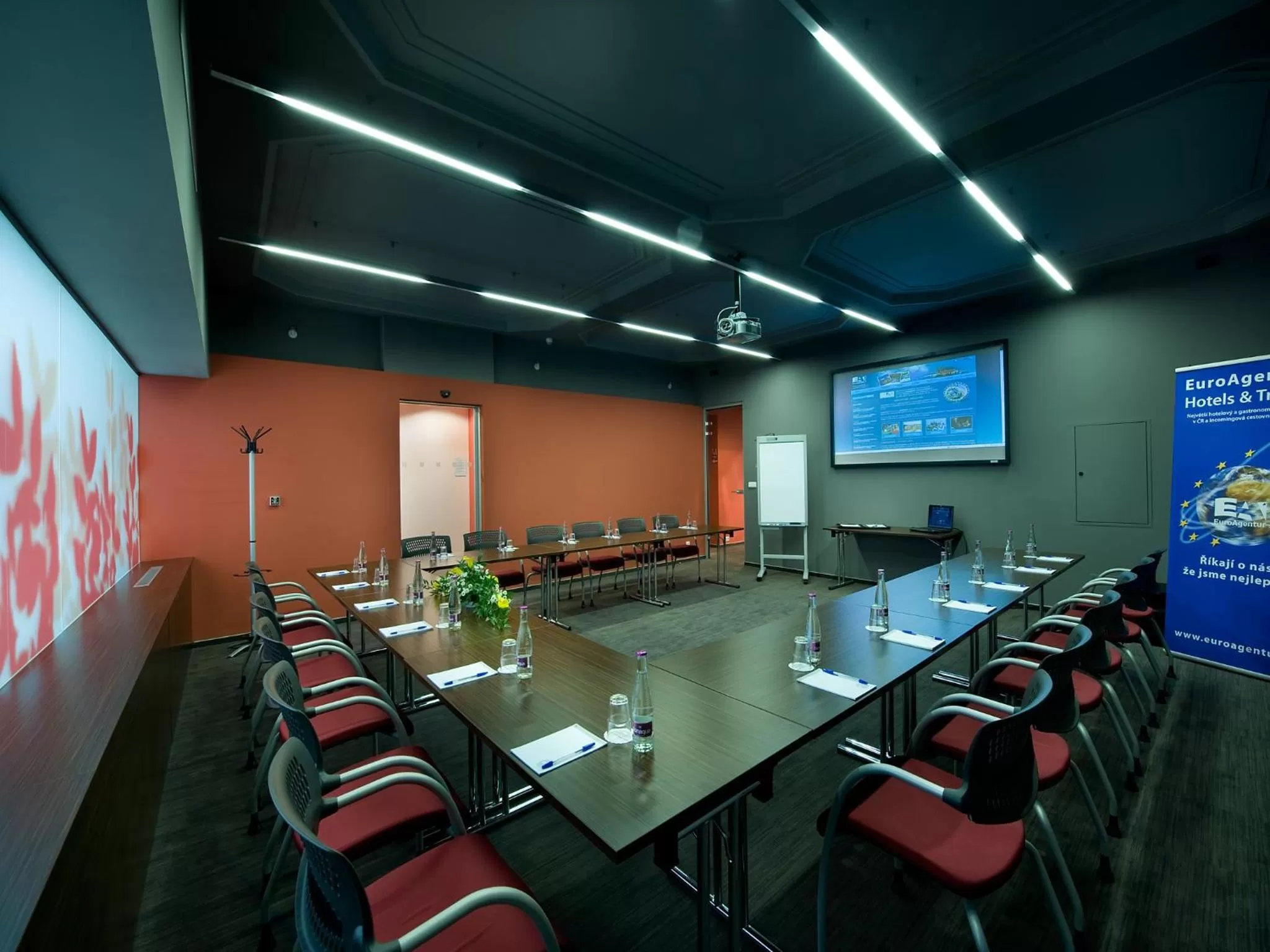 Business facilities in EA Hotel Julis