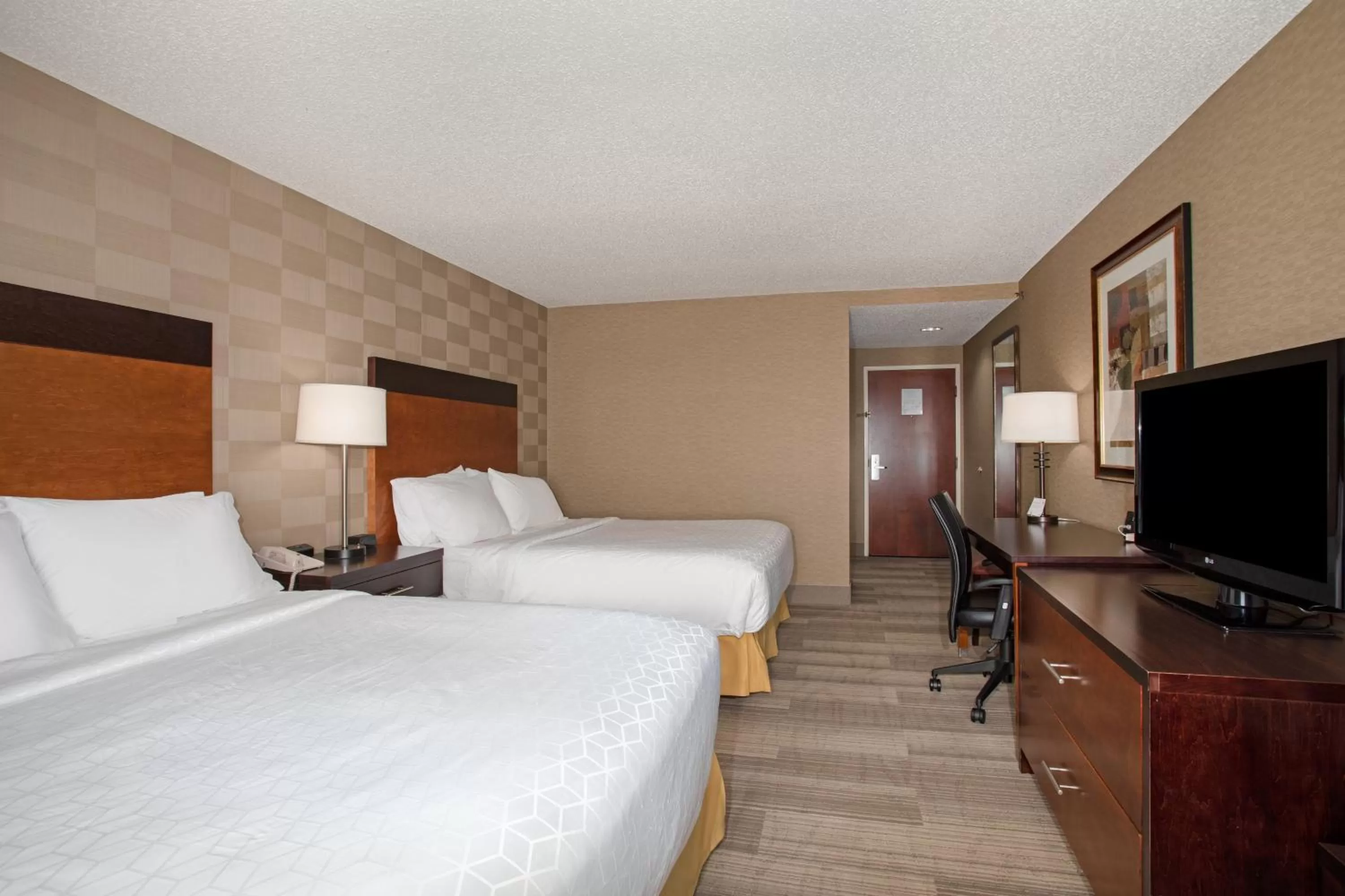 Photo of the whole room, Bed in Holiday Inn Express Hotel & Suites Littleton by IHG