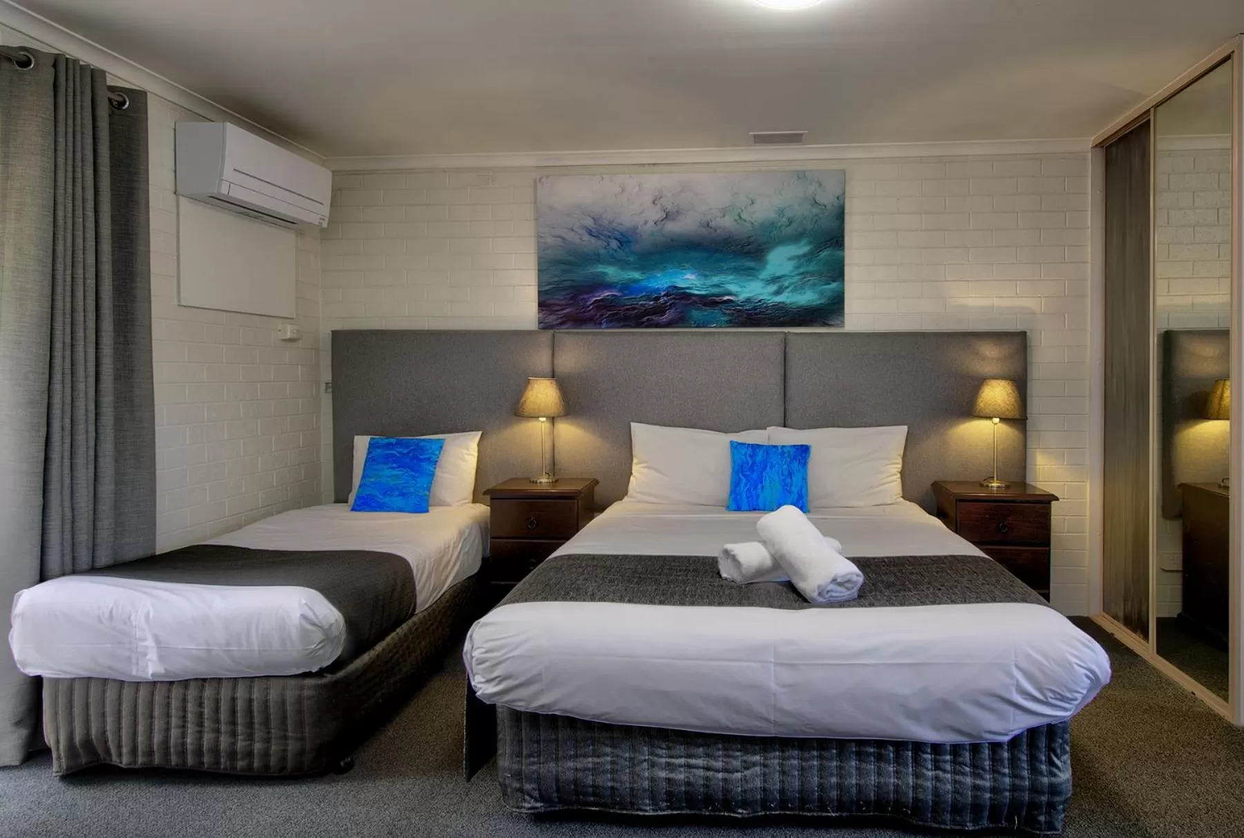 Family, Bed in Frankston Motel