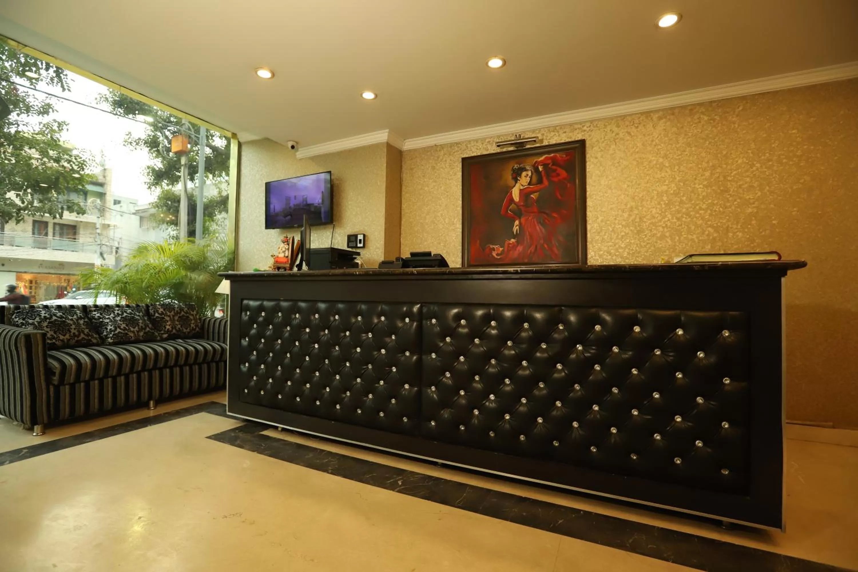 Lobby or reception in Hotel Capitol Hills - Greater Kailash Delhi