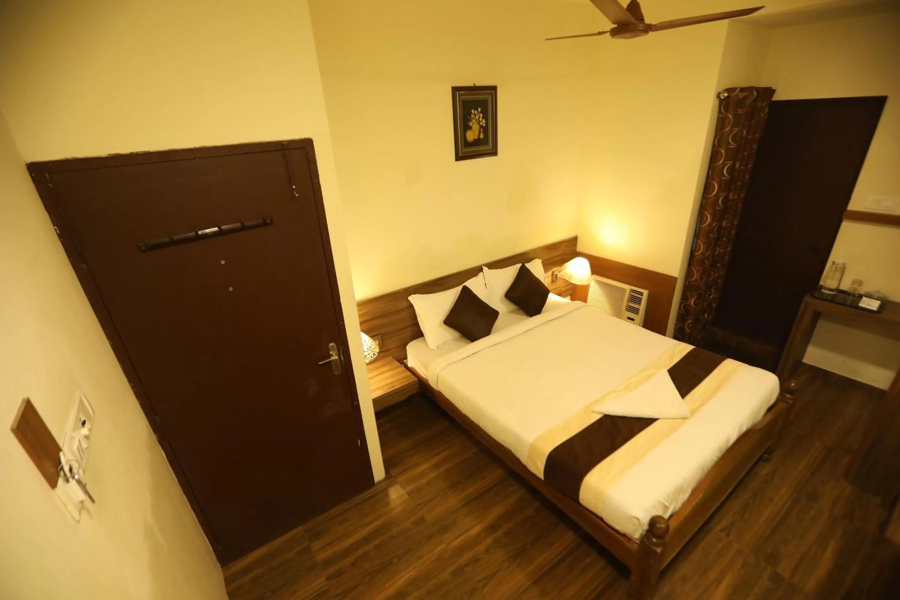 Bed in Nestlay Rooms Ambattur