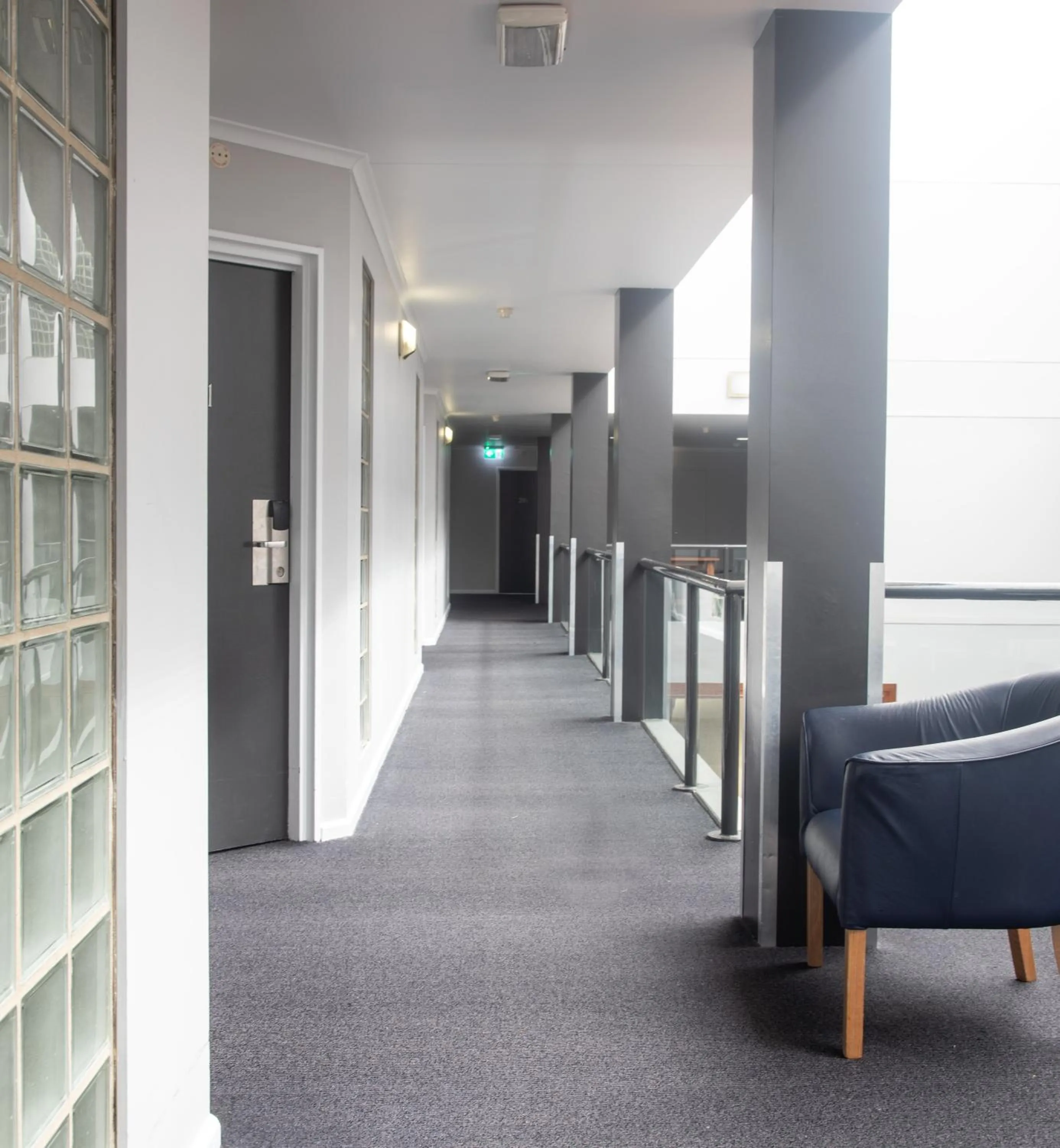 Property building in Madison Capital Executive Apartments