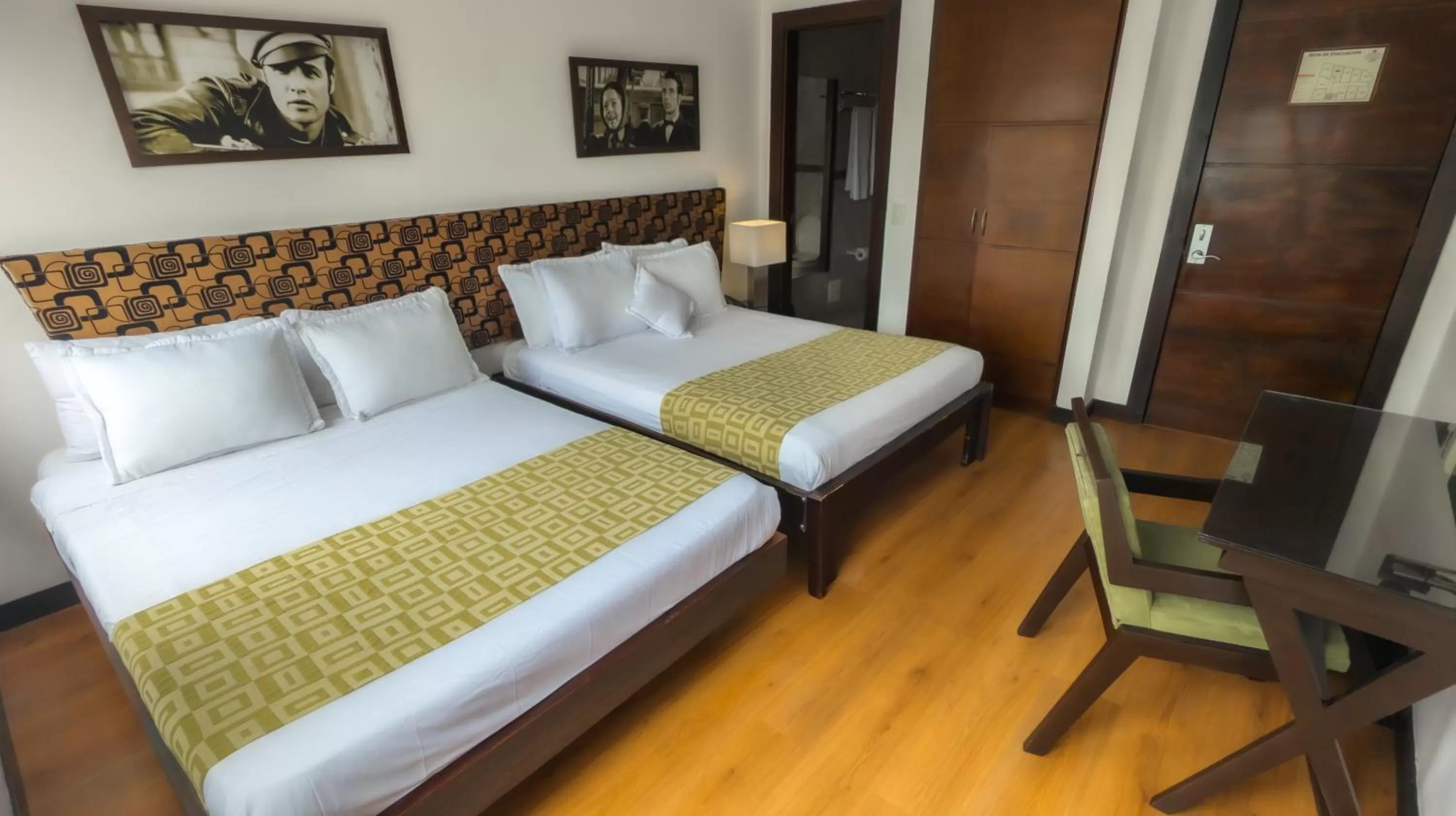 Bed in Hotel Charlotte Suite 26