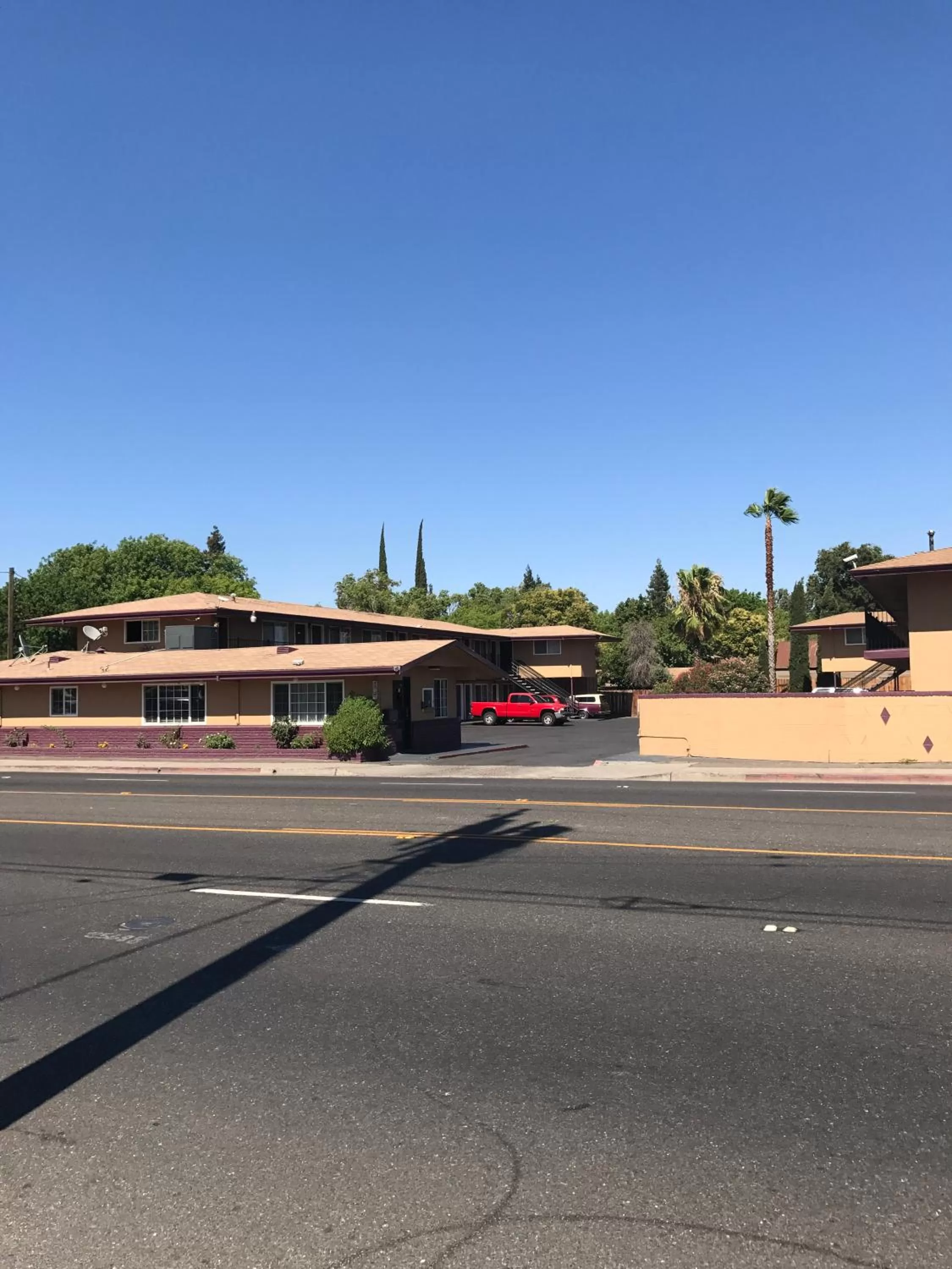 Facade/entrance in Economy Inn