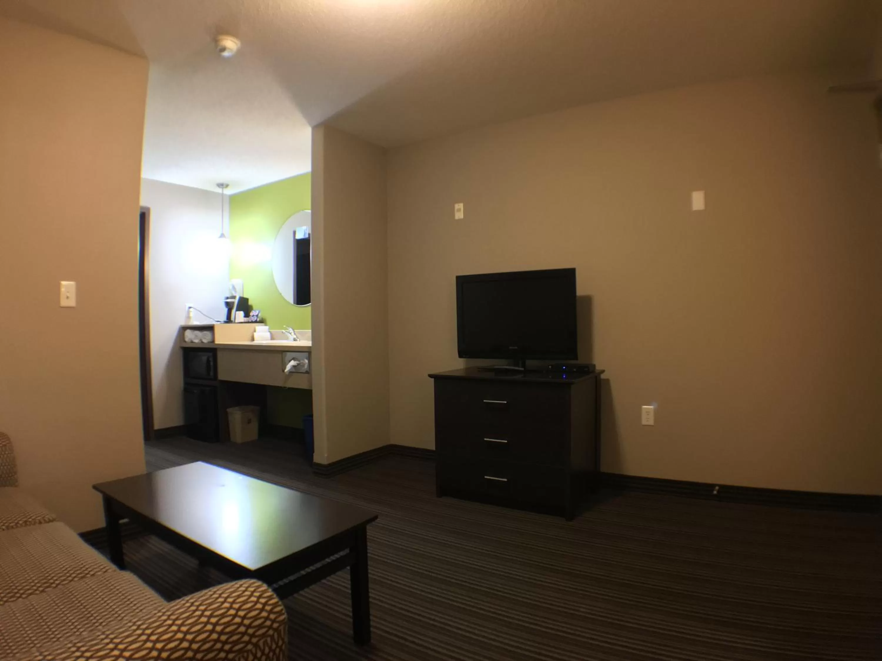 Living room in Super 8 by Wyndham Kapuskasing