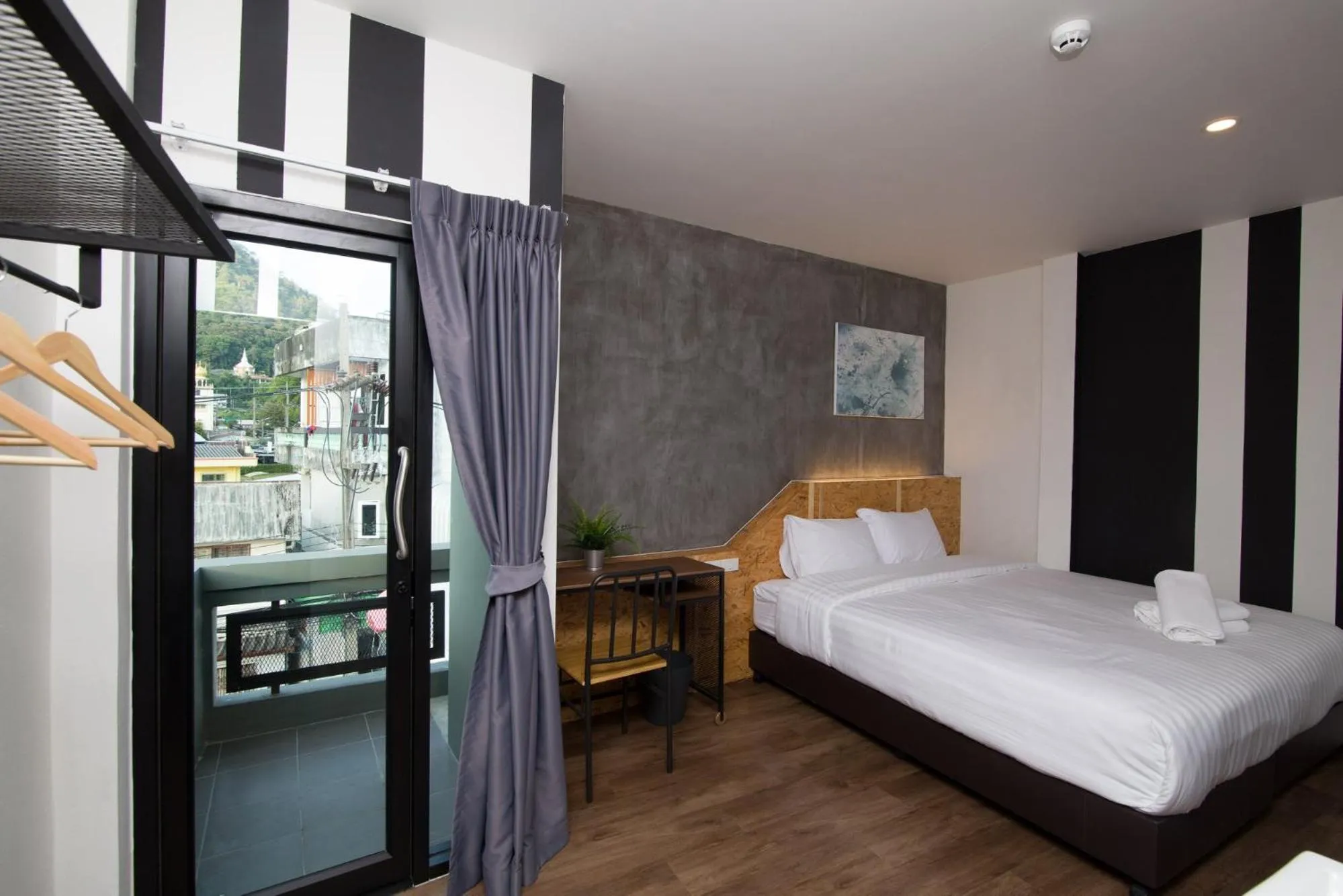 Bed in The Arbern Hotel x Bistro - SHA Extra Plus