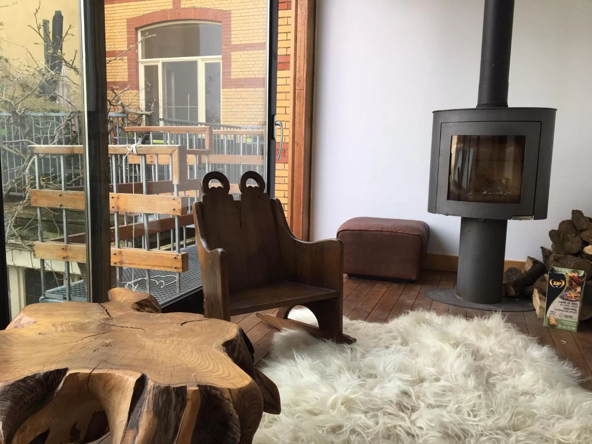 Living room in Lunatree