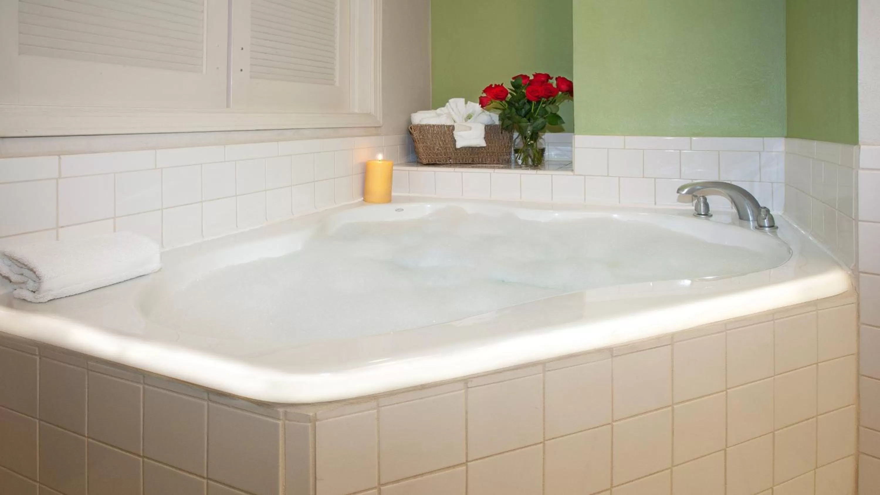 Photo of the whole room in 17 West Hotel, Ascend Hotel Collection