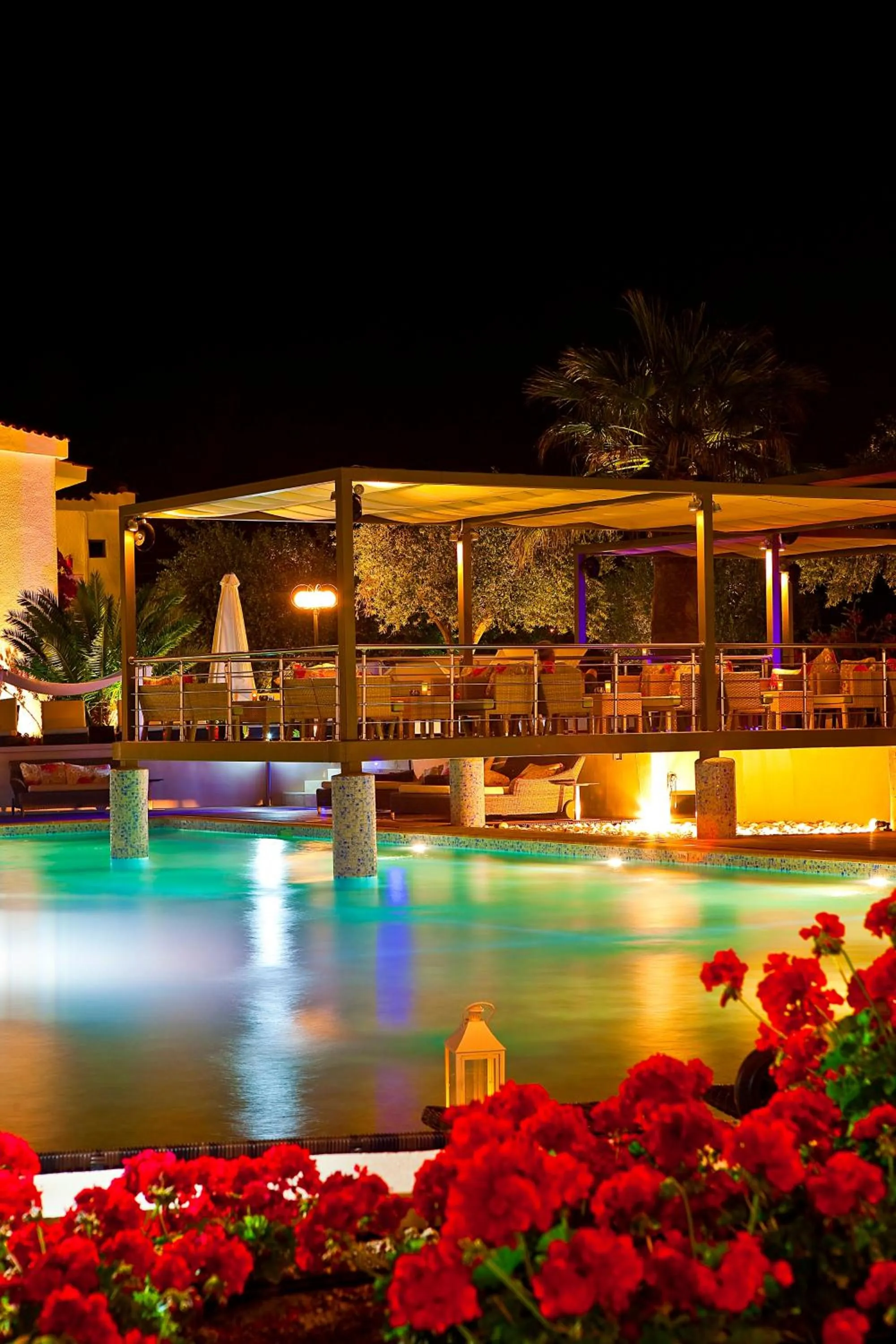 Garden in Flegra Palace