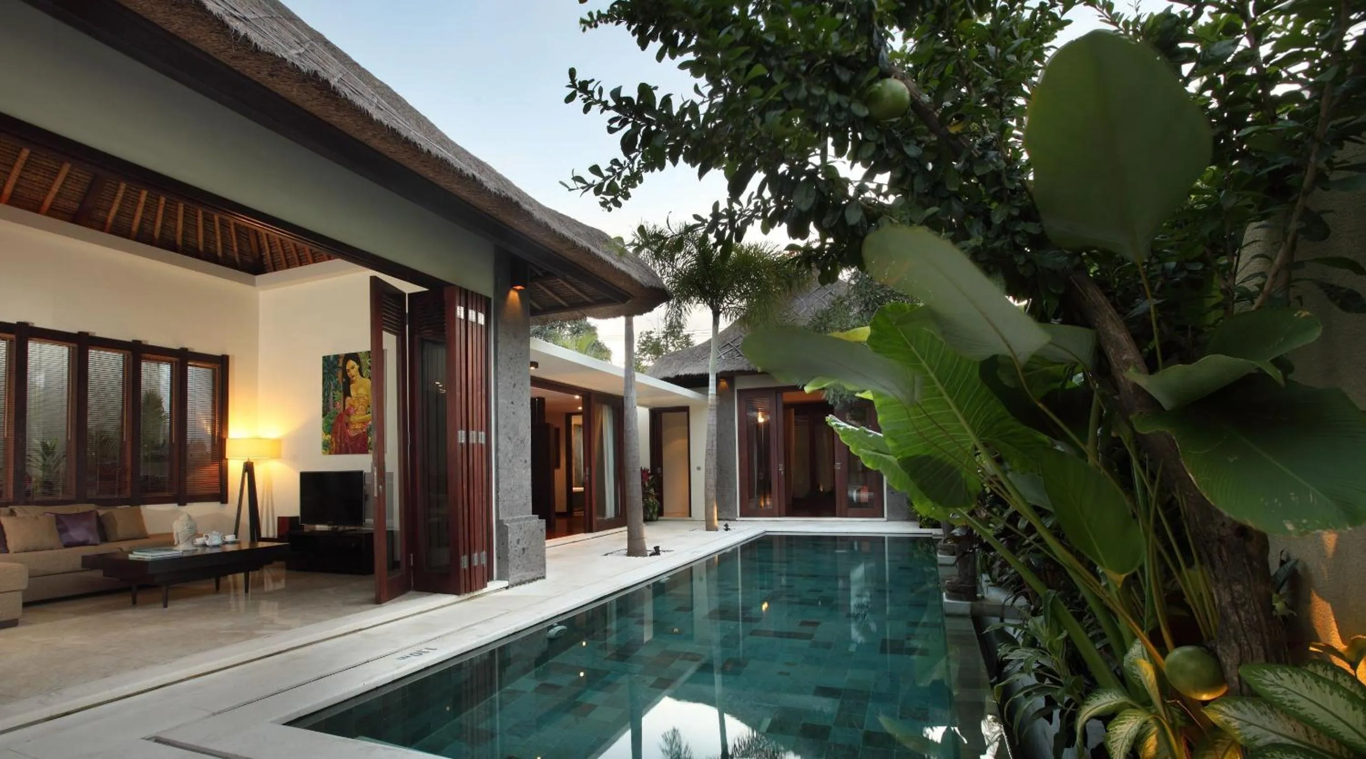 Swimming pool in Mahagiri Villas Sanur
