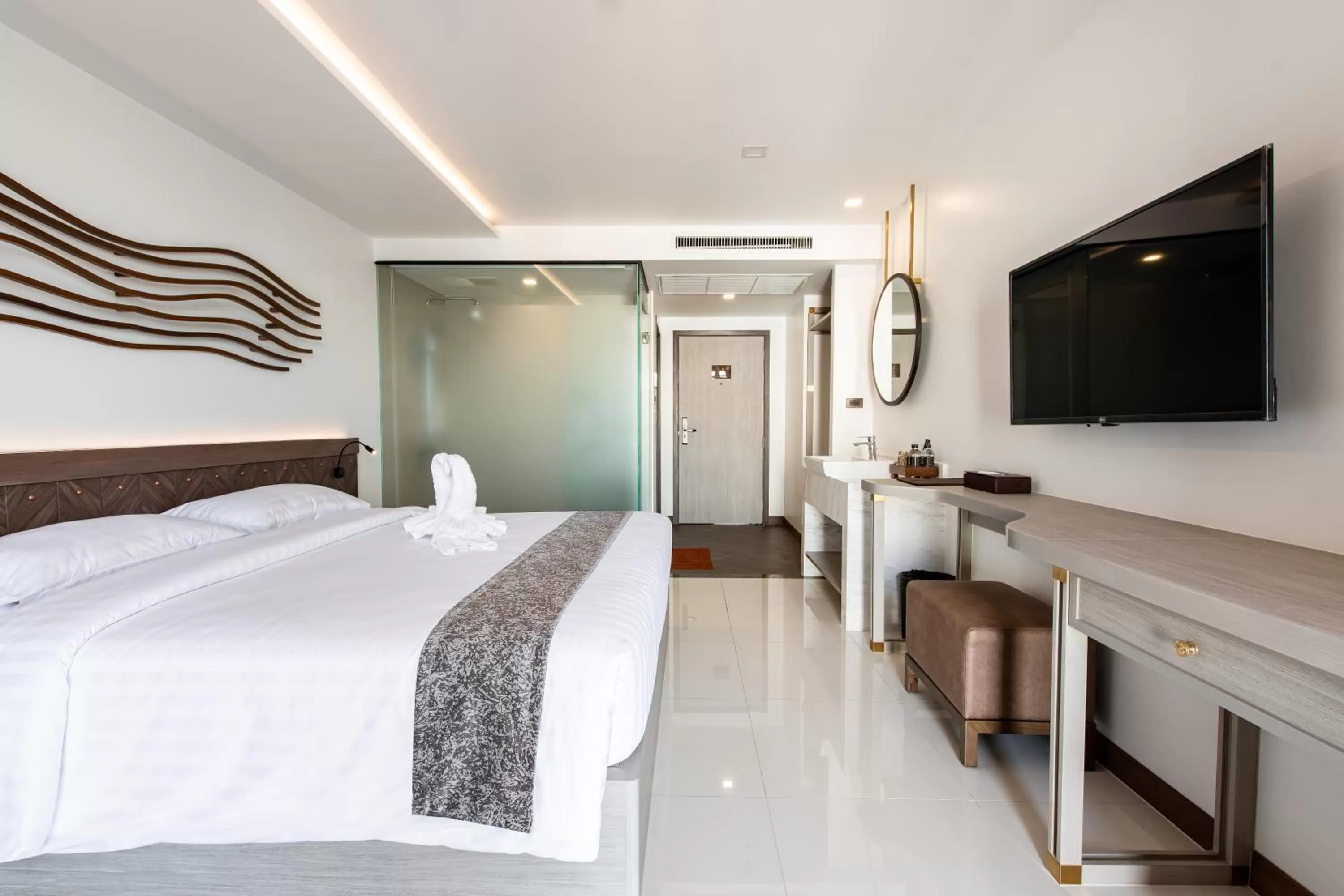 Bed in Blackwoods Hotel Pattaya - SHA Extra Plus