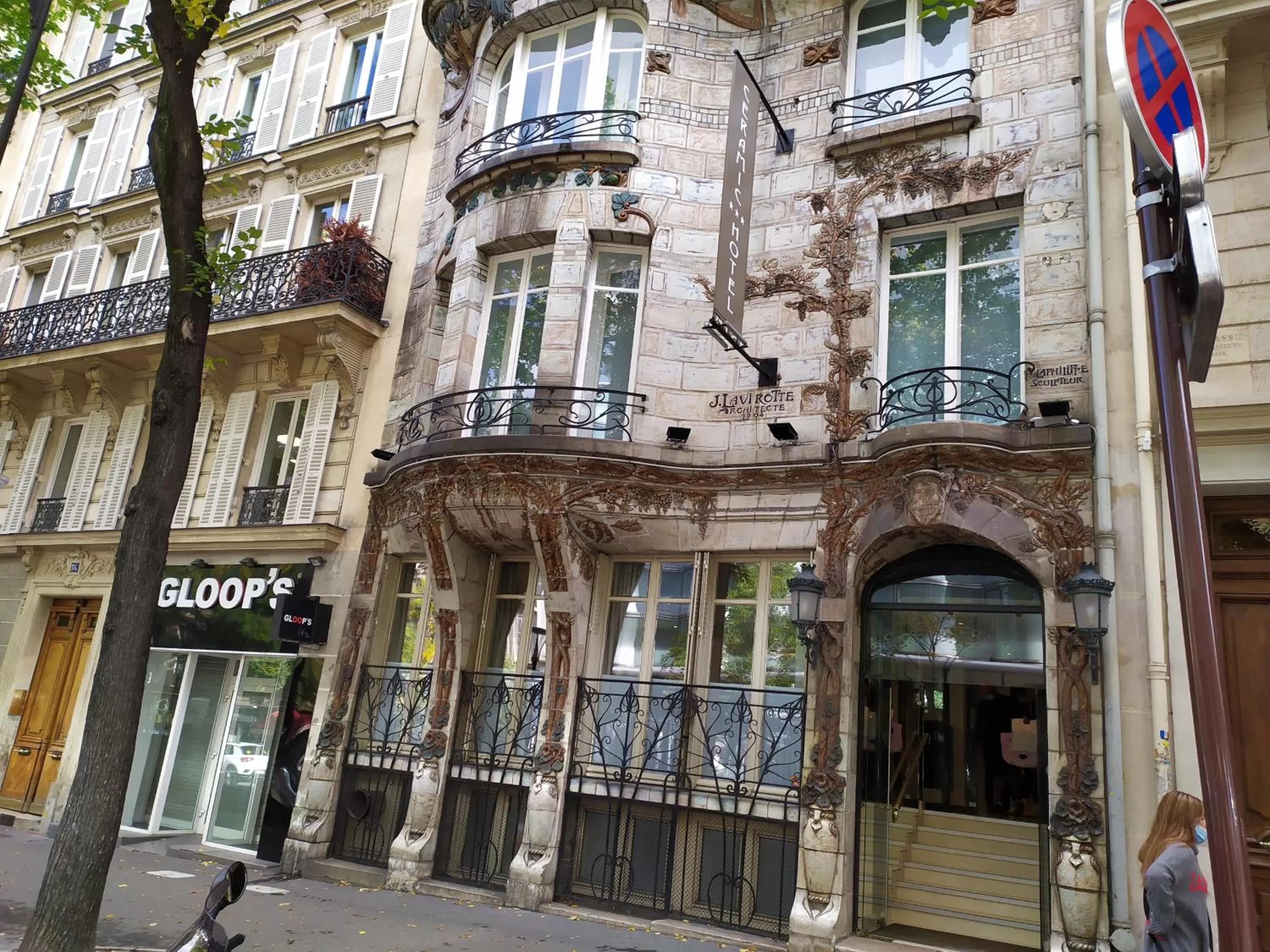 Property building in Elysées Ceramic