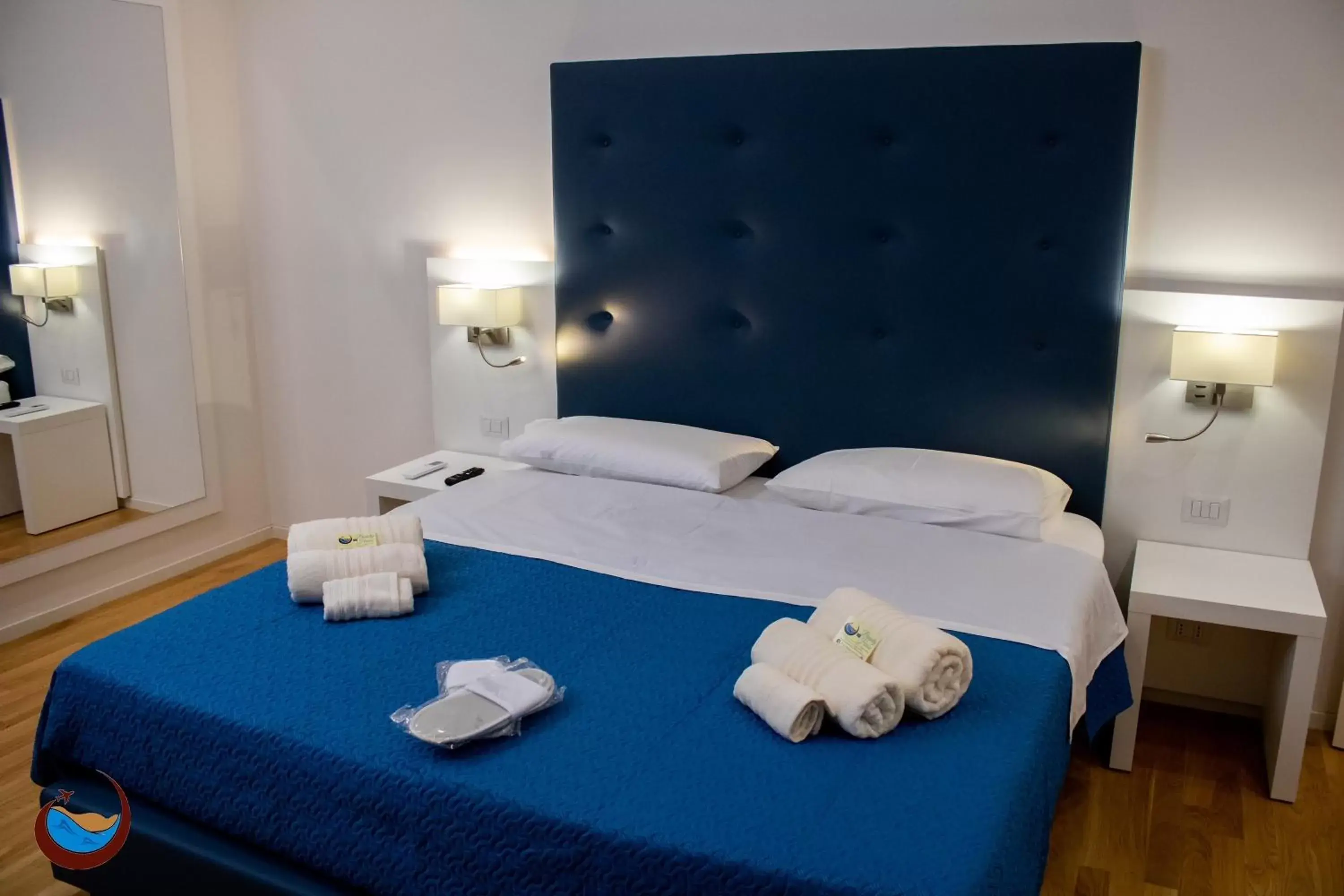 Double Room with Private Bathroom in Beauty House Via Veneto Double Room with Private Bathroom in Beauty House Via Veneto