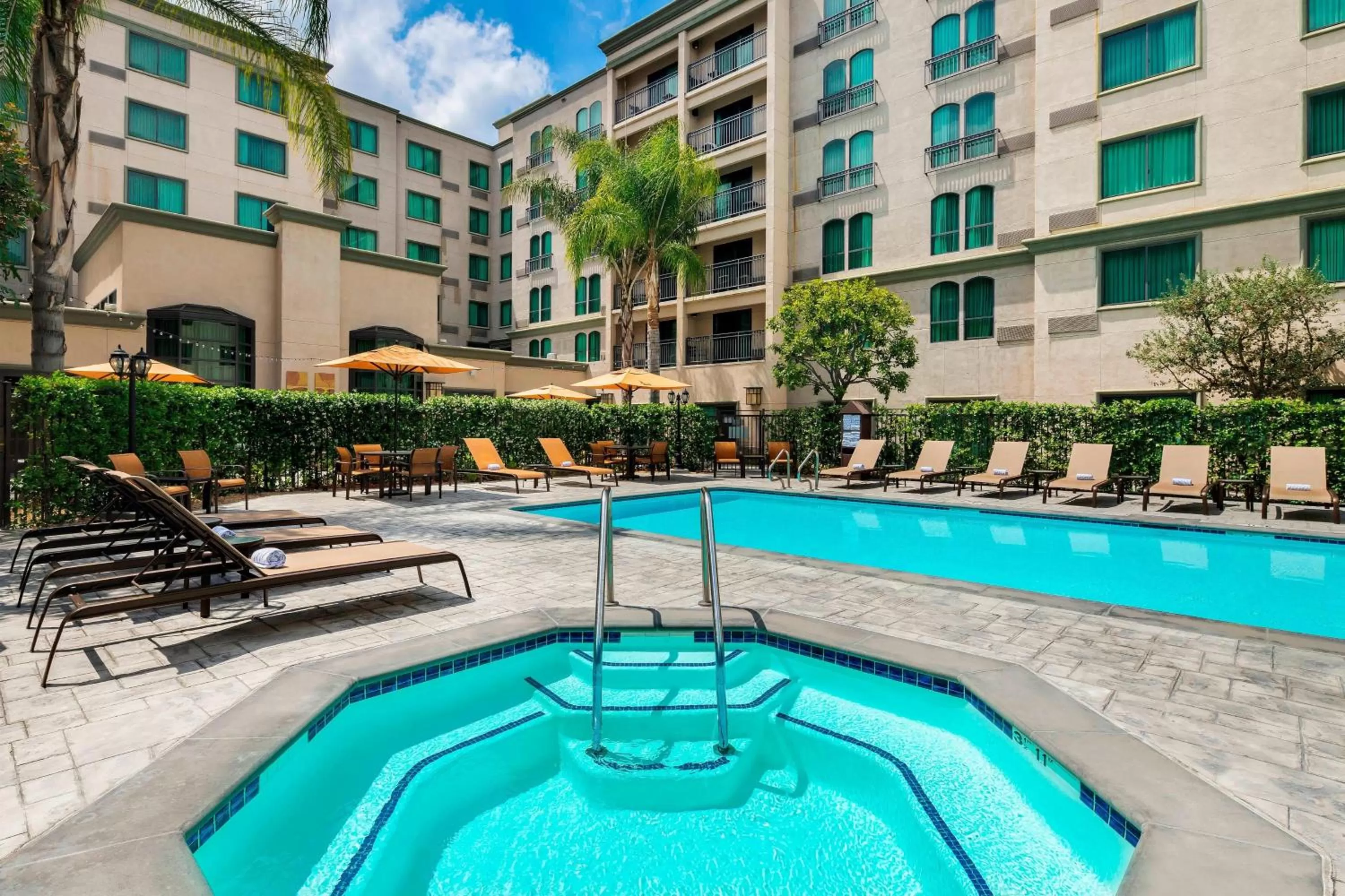 Courtyard by Marriott Los Angeles Pasadena Old Town
