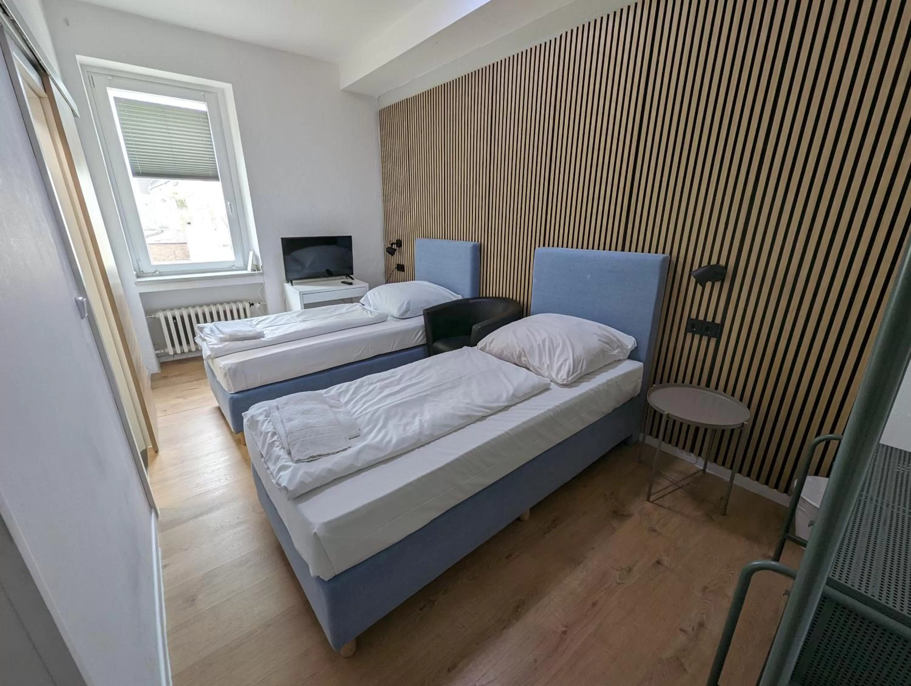 Bed in Hotel Tempelhof - City-Messe-Arena