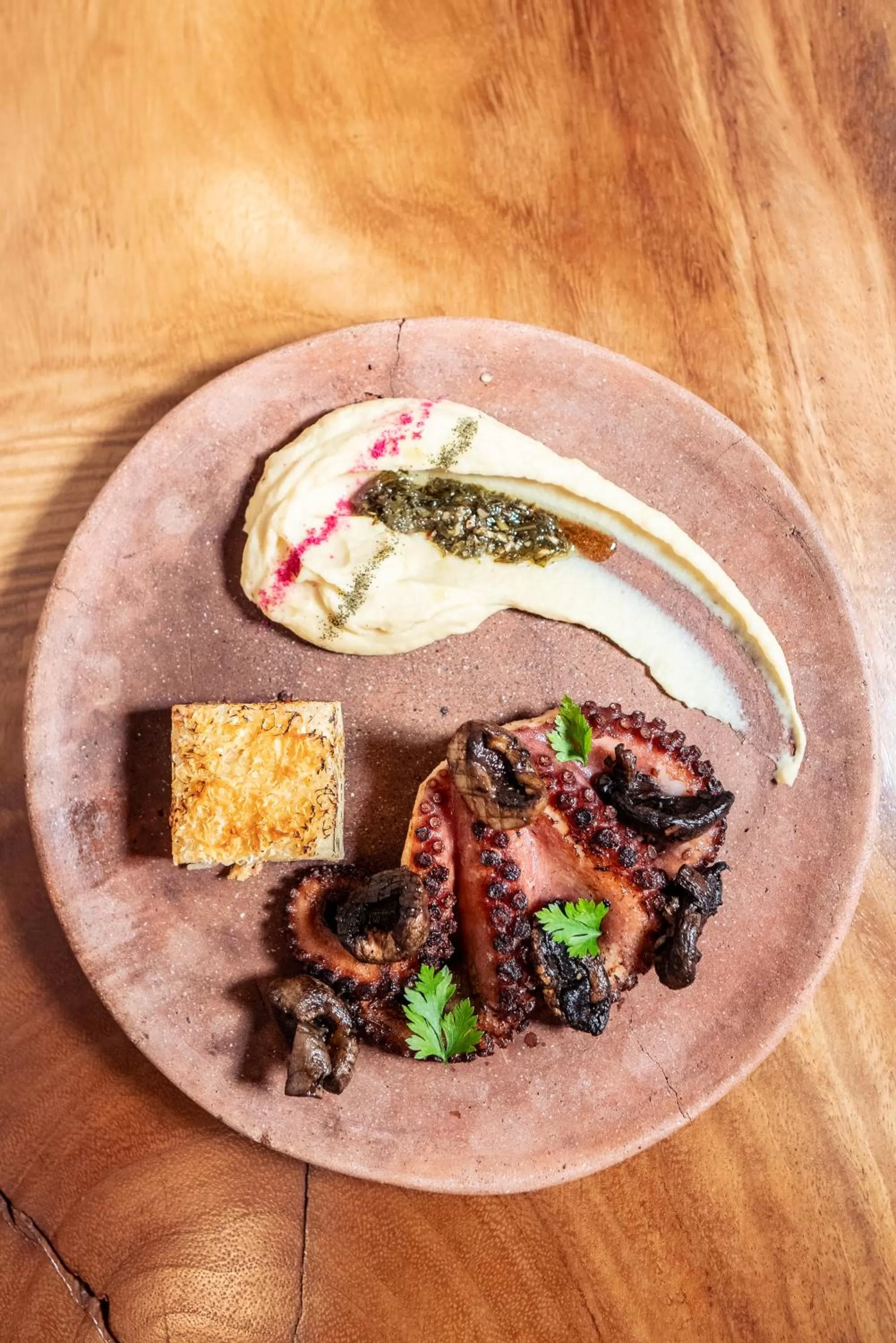 Restaurant/places to eat in Puerta del Cielo Hotel Origen