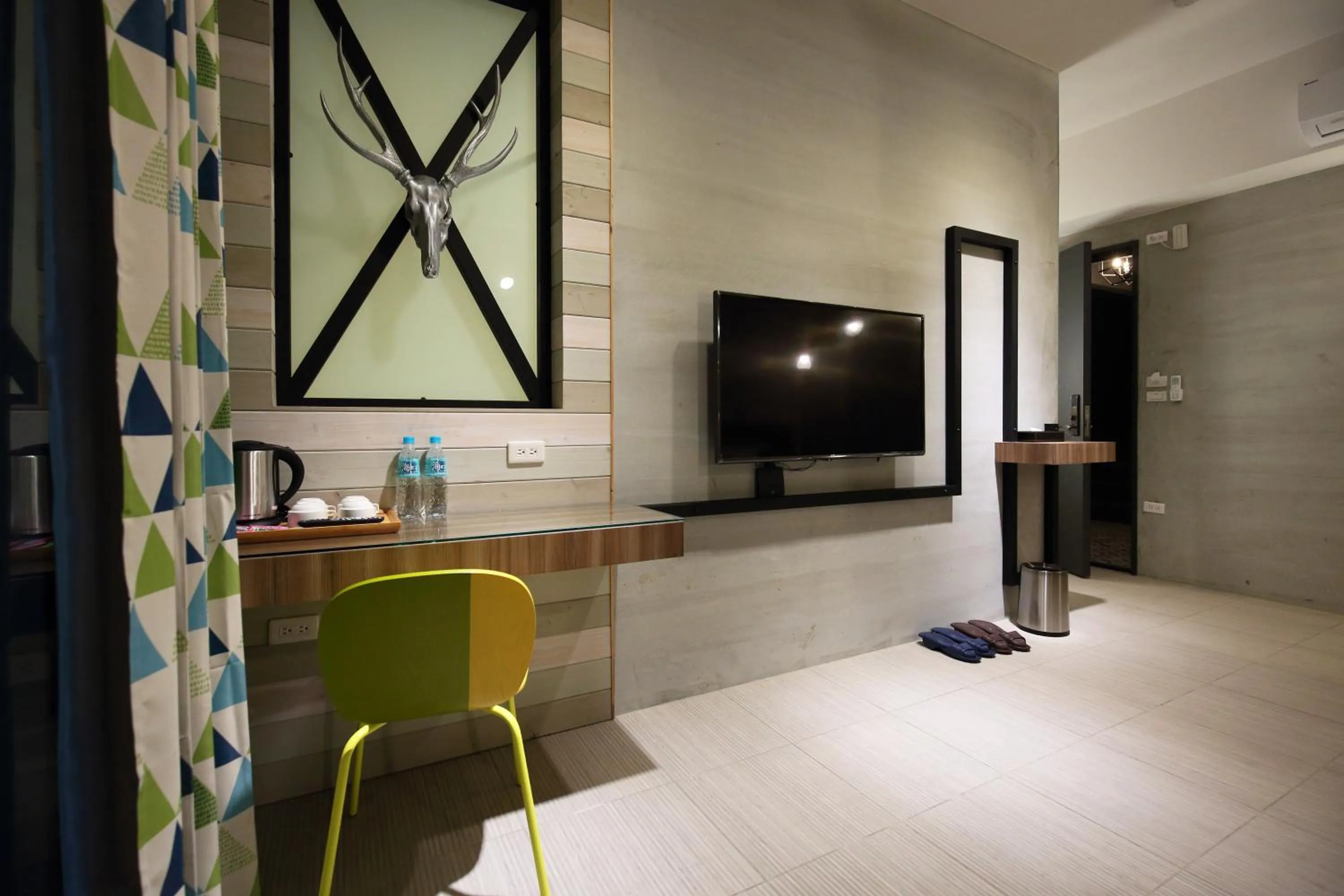 指南針民宿2178 & 工殿民宿2182