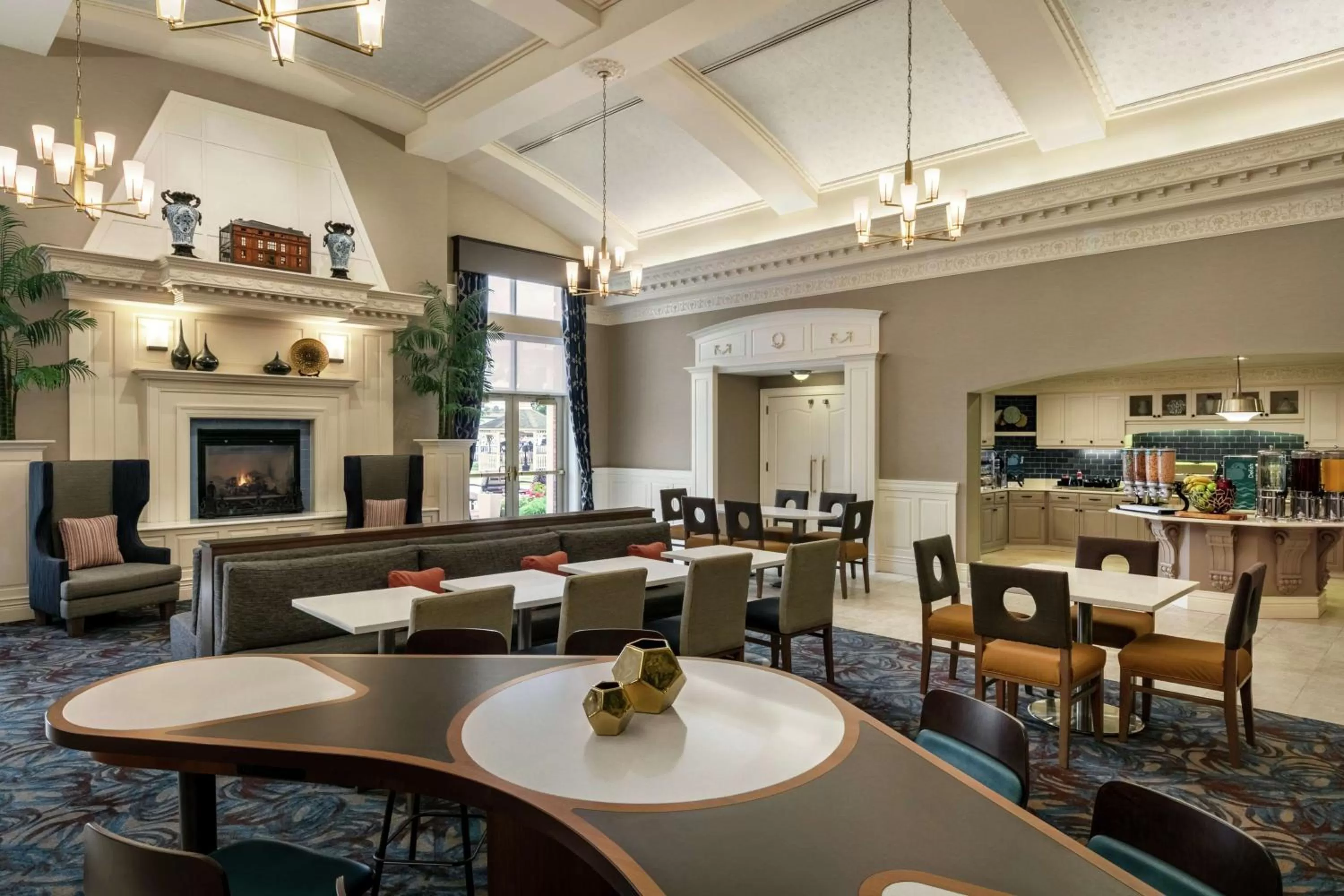 Dining area in Homewood Suites by Hilton Harrisburg East-Hershey Area
