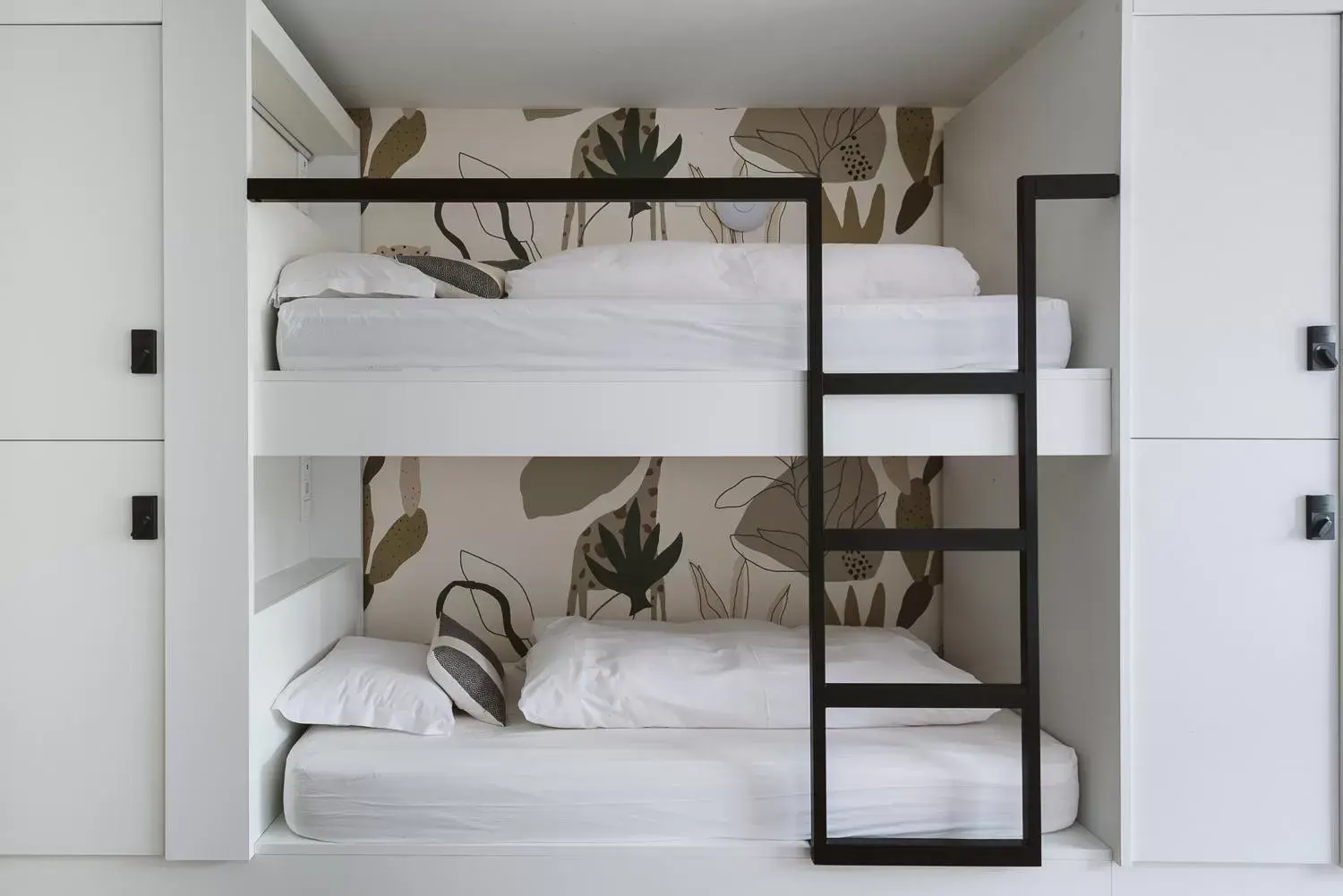 Bunk Bed in Mixed Dormitory Room in The Salty Surf & Yoga Bunk Bed in Mixed Dormitory Room in The Salty Surf & Yoga