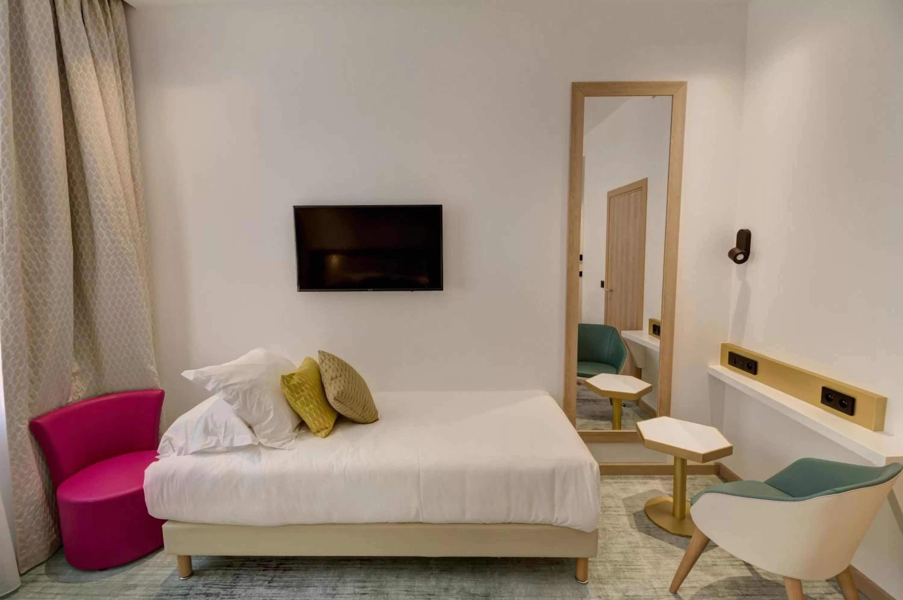 Bed in Best Western Plus Comedie Saint Roch