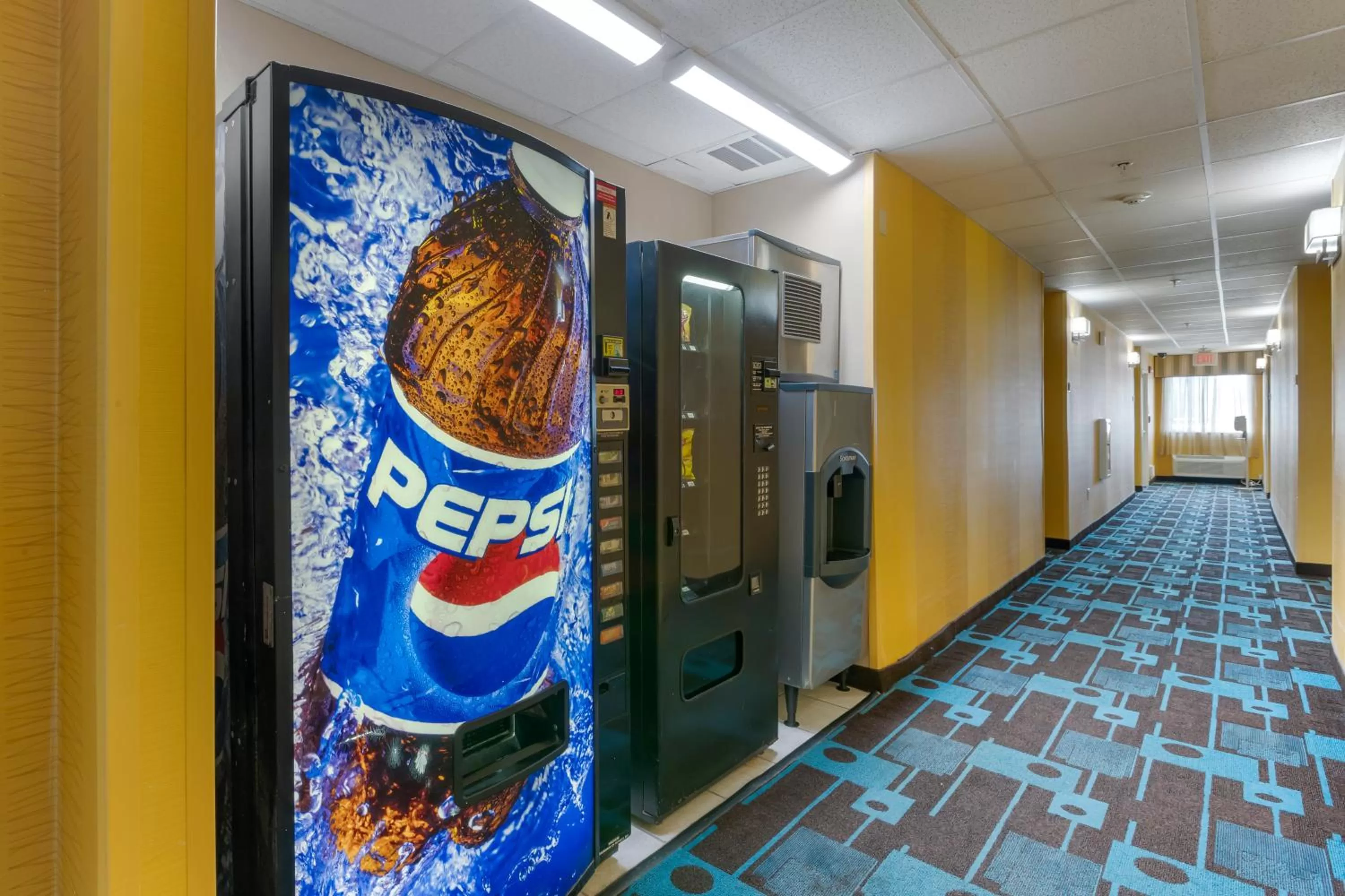 vending machine in Quality Inn & Suites Keokuk North