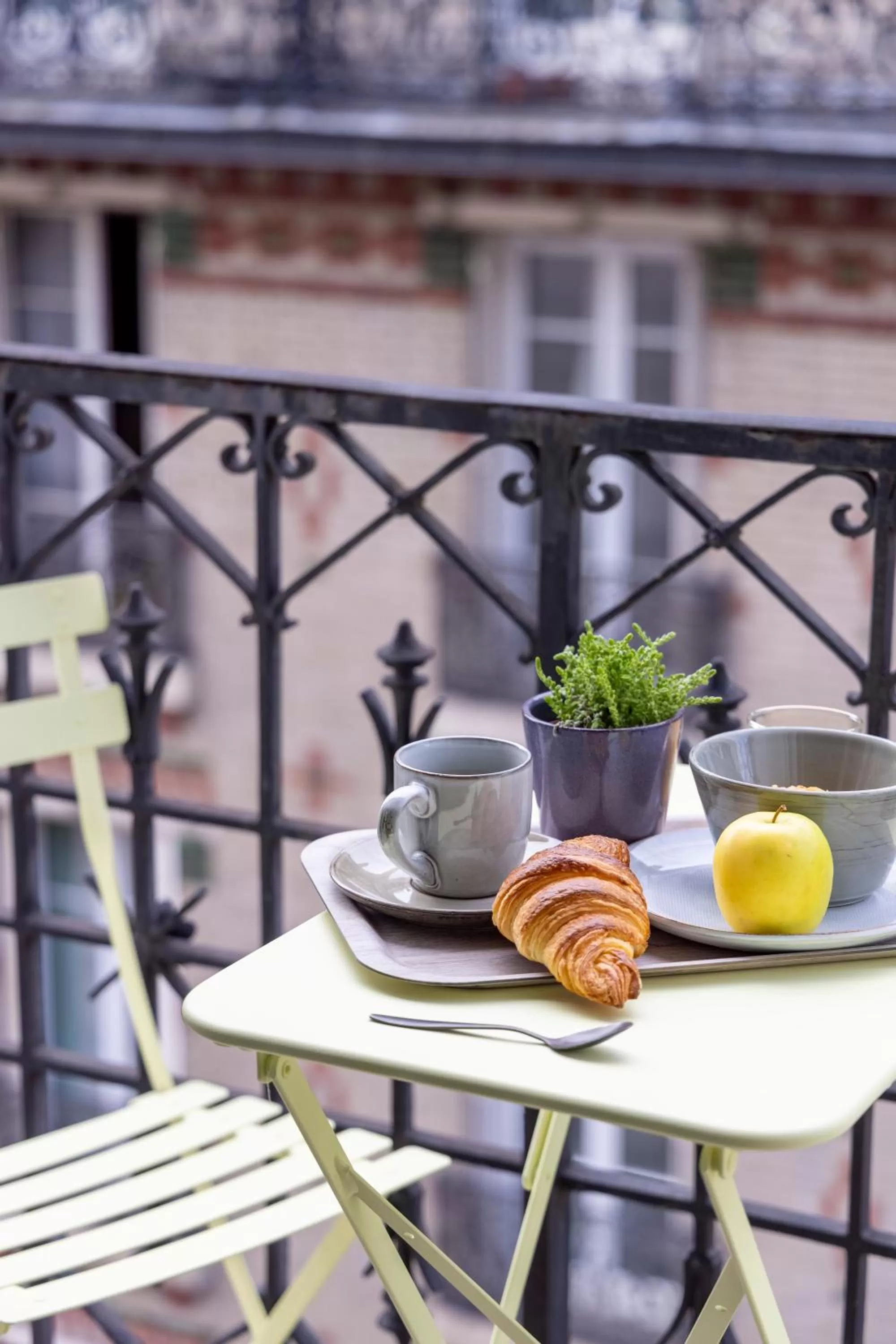 Balcony/Terrace in Hôtel De La Paix