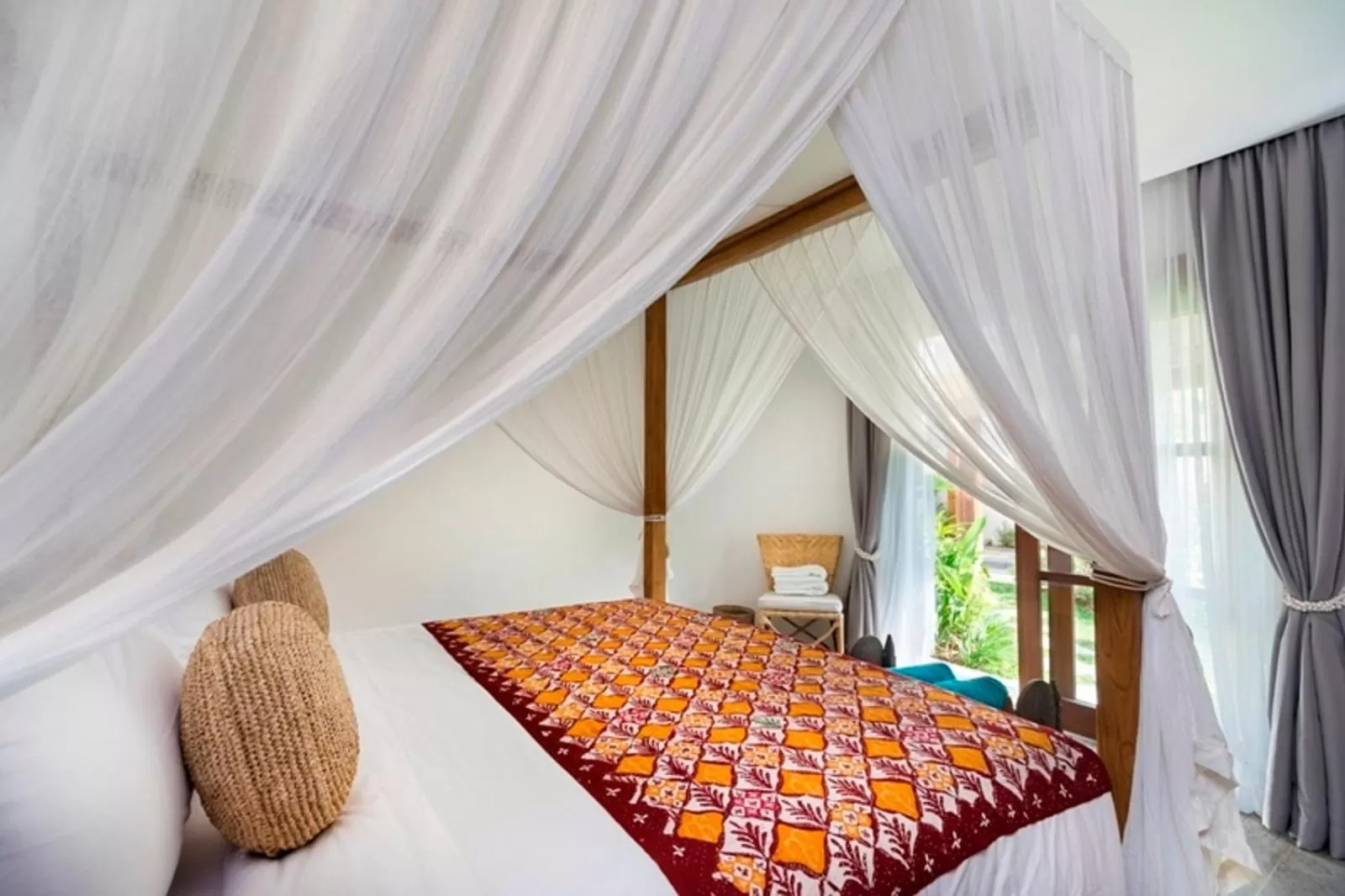 Bed in Calma Ubud Suite & Villas - Rice Fields View, Infinity Pool !
