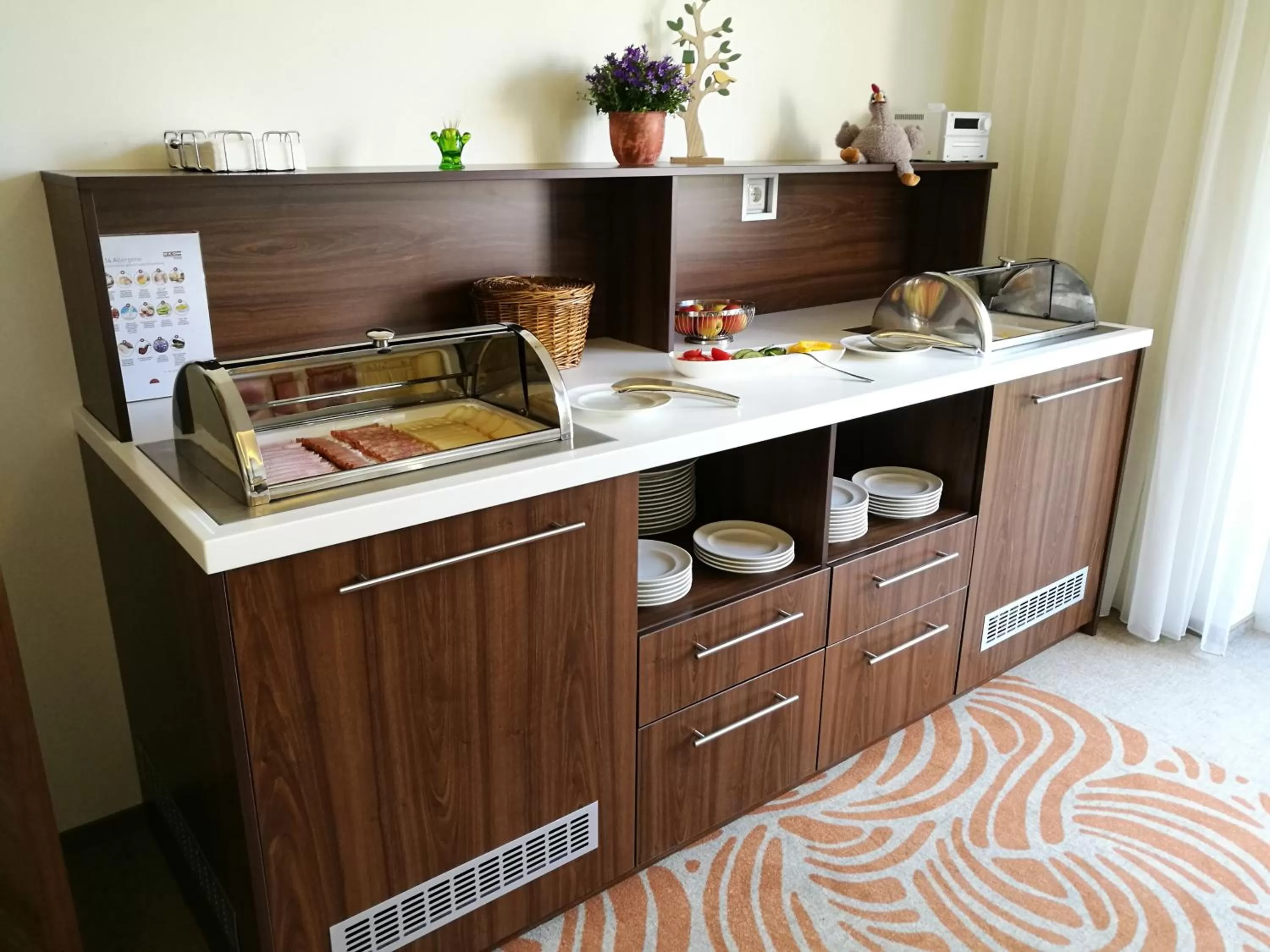 Dining area in Pension Laa Natura