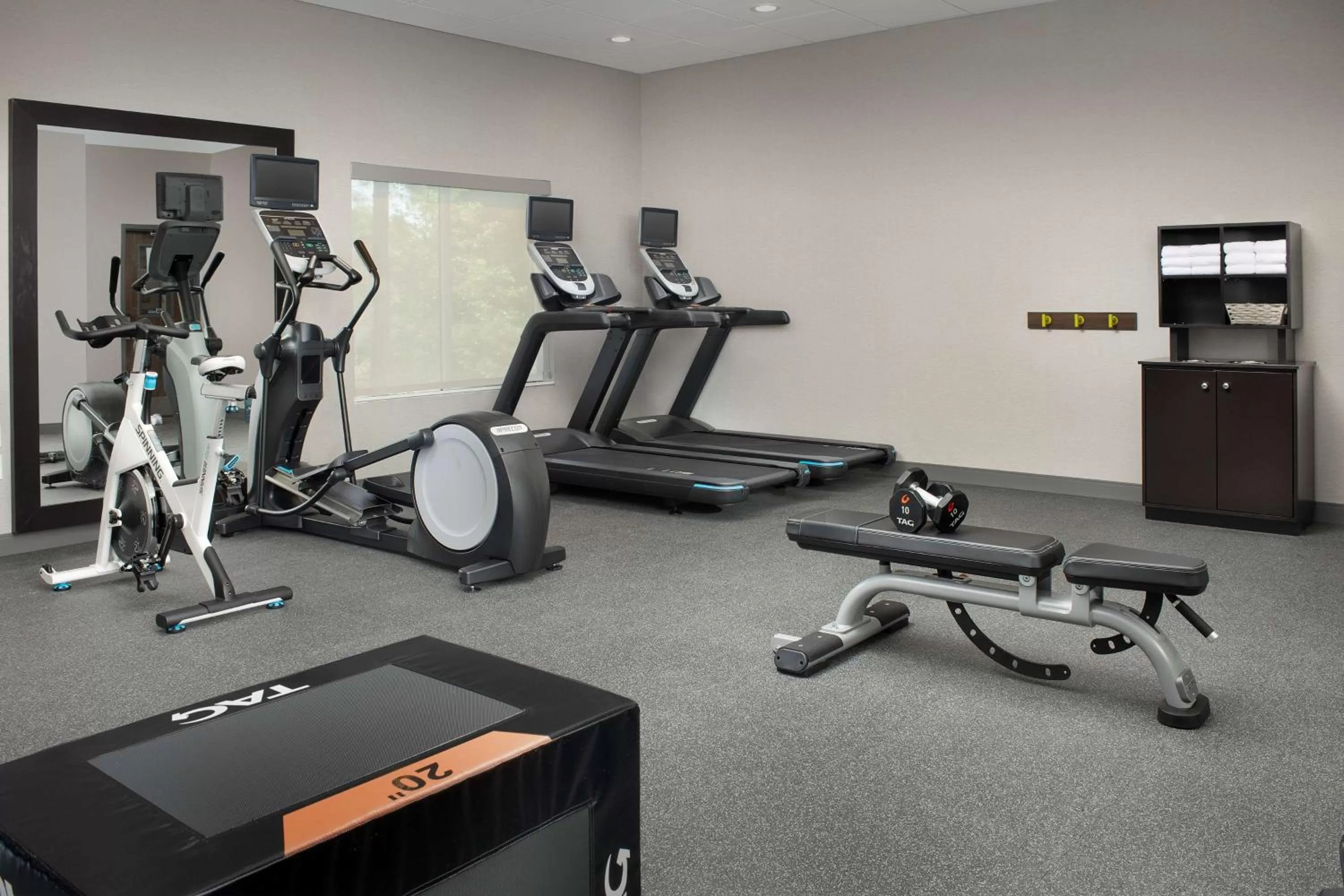 Fitness centre/facilities in Hampton Inn & Suites Lexington