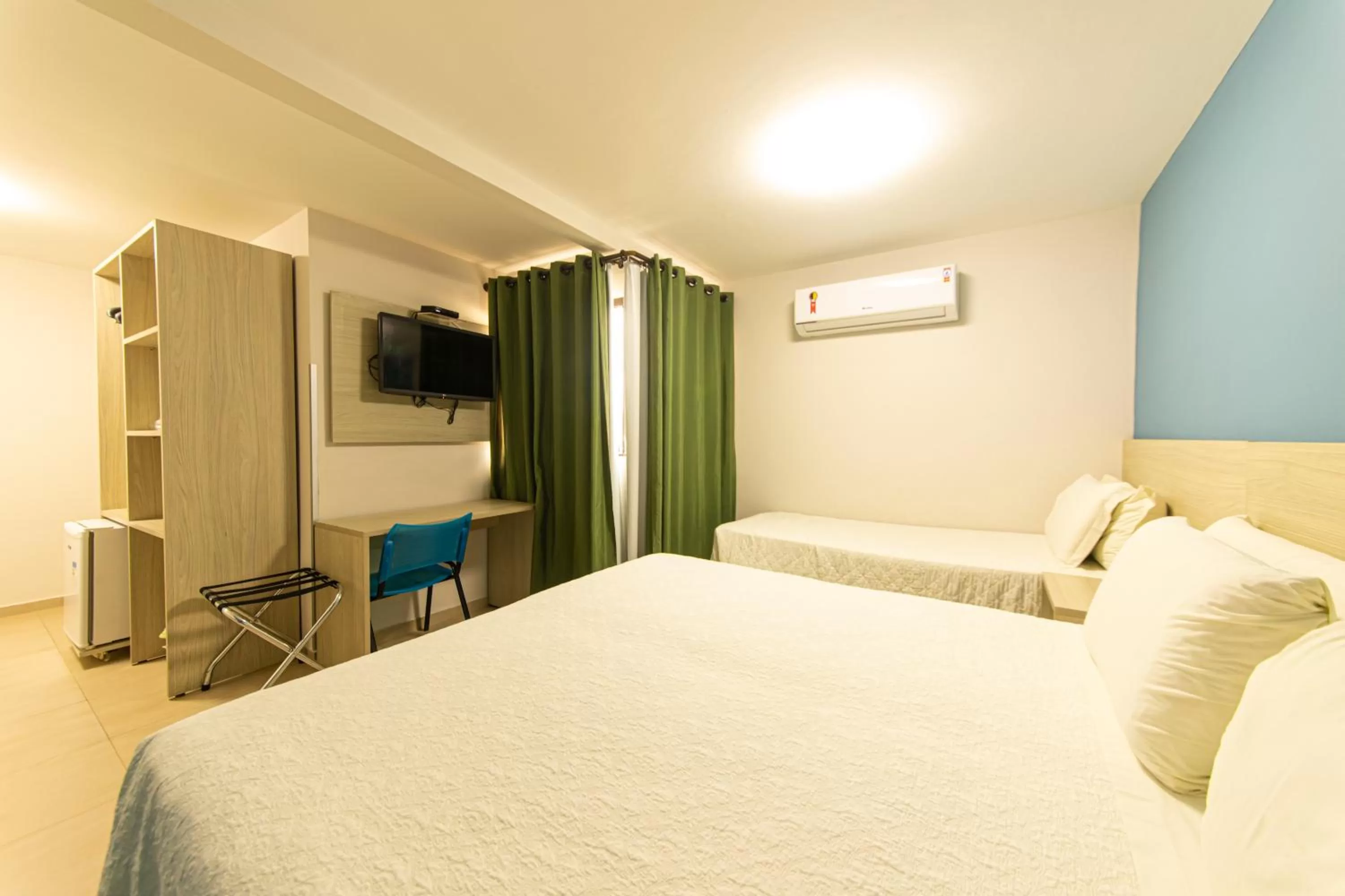 Photo of the whole room, Bed in Pousada Mariluz