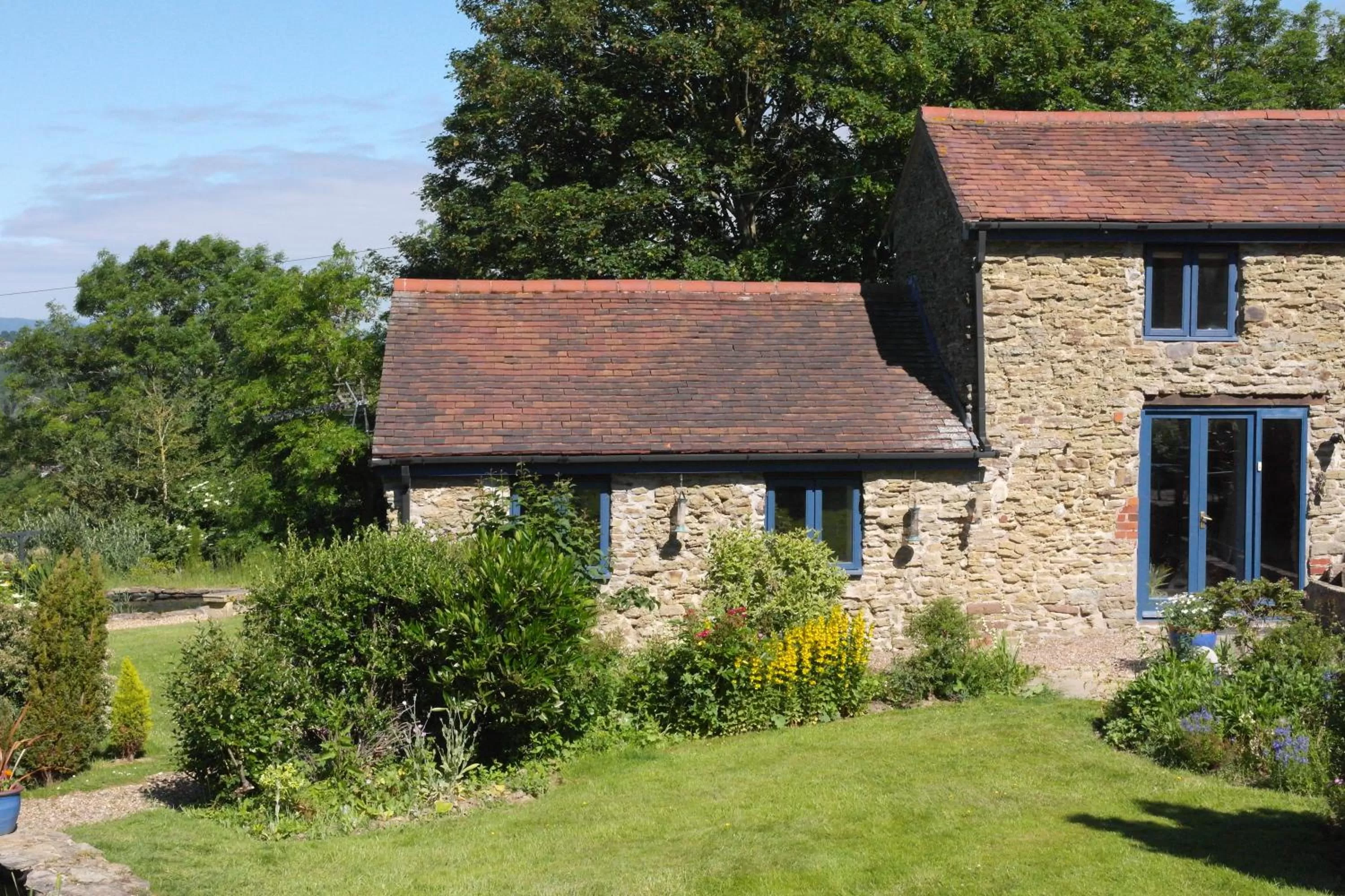 Property building in Prospect BARN